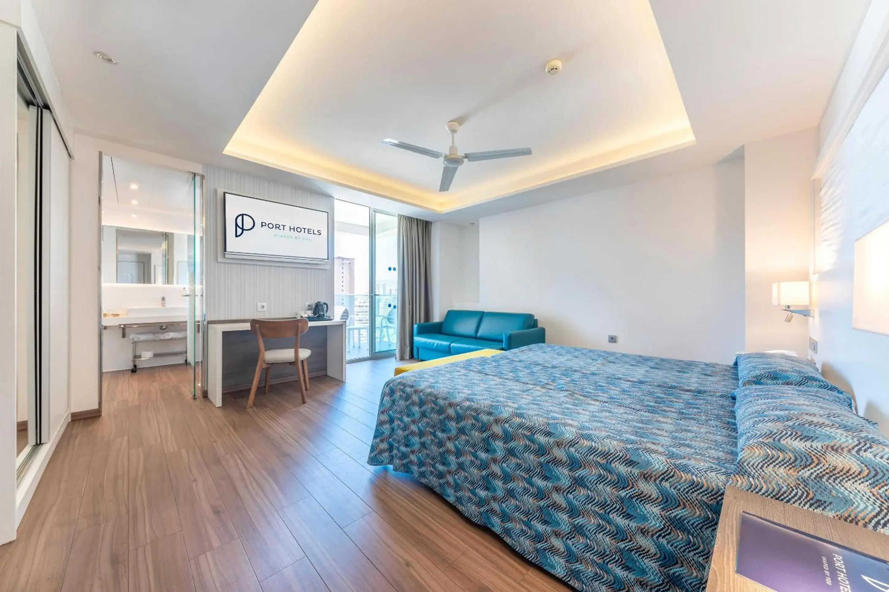 Family Room (2 Adults + 2 Children) in Port Benidorm Hotel & Spa 4* Sup Family Room (2 Adults + 2 Children) in Port Benidorm Hotel & Spa 4* Sup