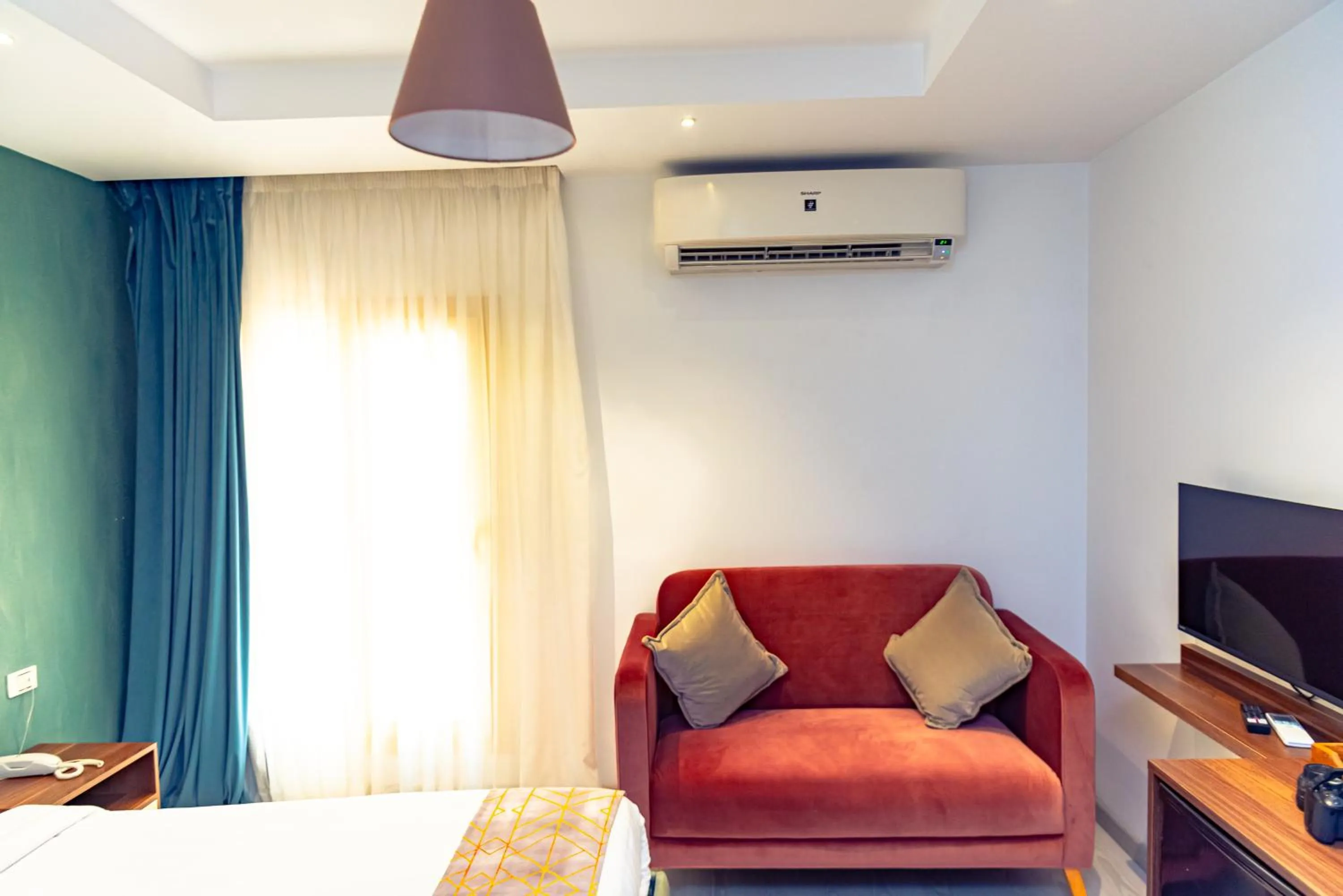 Bedroom in Jasmine Pyramids Hotel