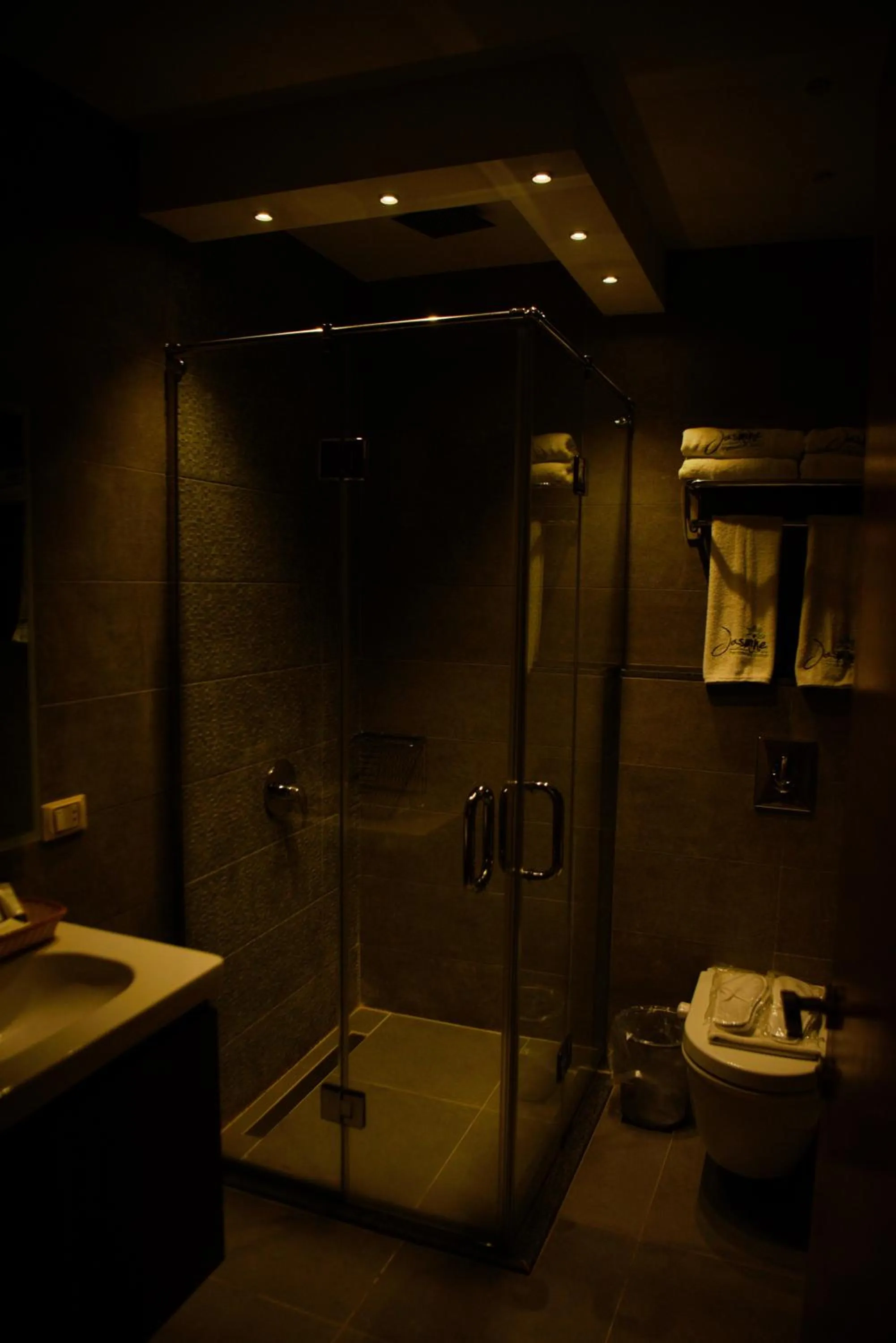 Bathroom in Jasmine Pyramids Hotel