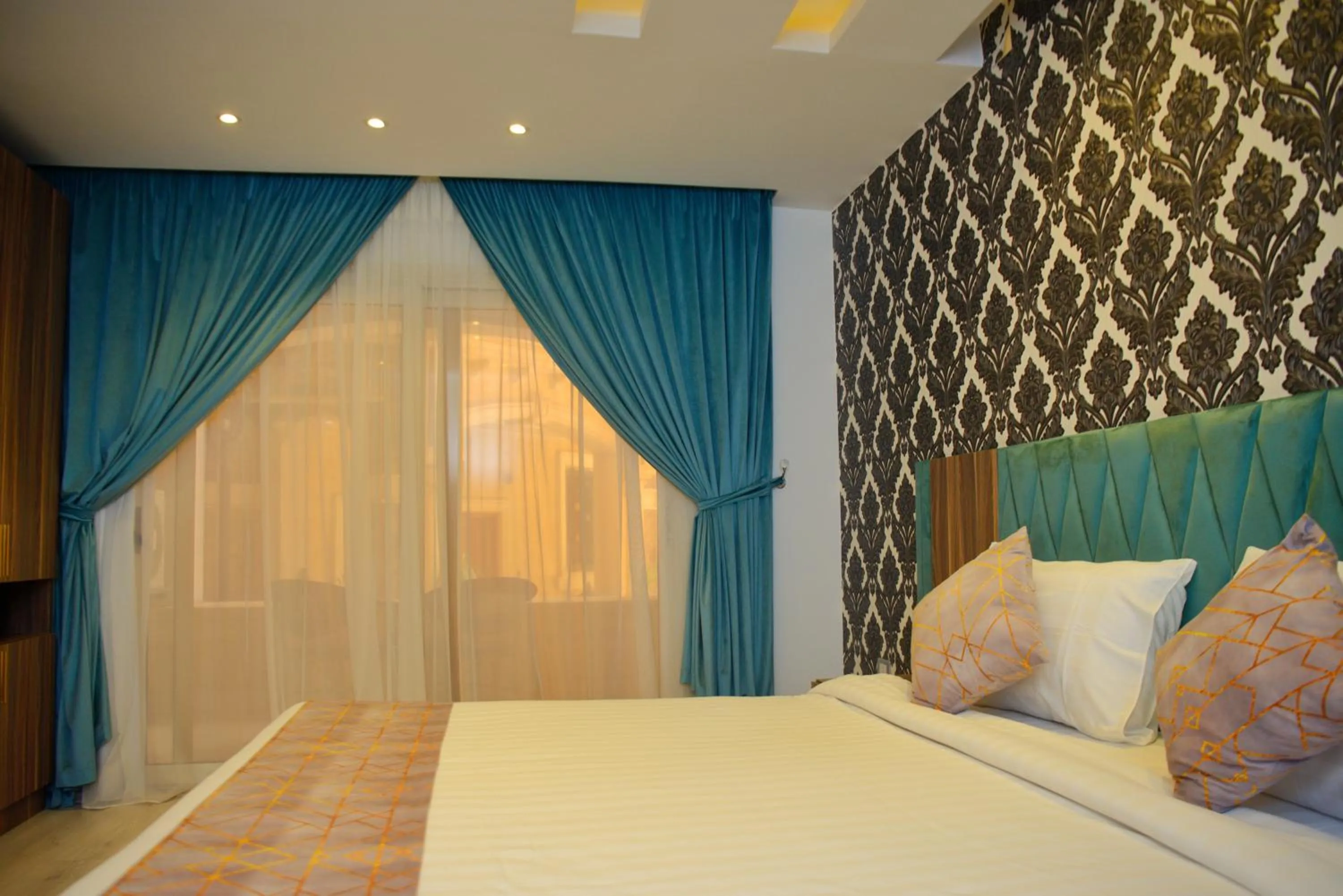 Bedroom, Bed in Jasmine Pyramids Hotel