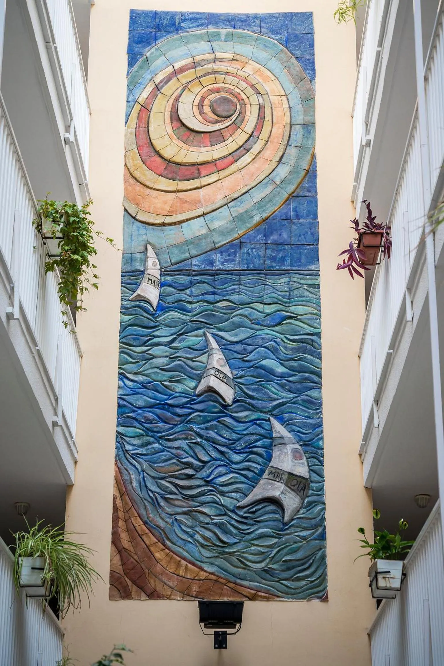 Decorative detail in Apartamentos Avenida