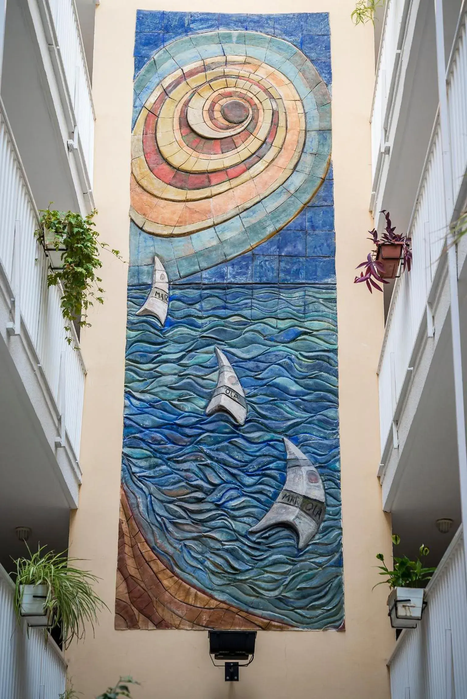 Decorative detail in Apartamentos Avenida Decorative detail in Apartamentos Avenida