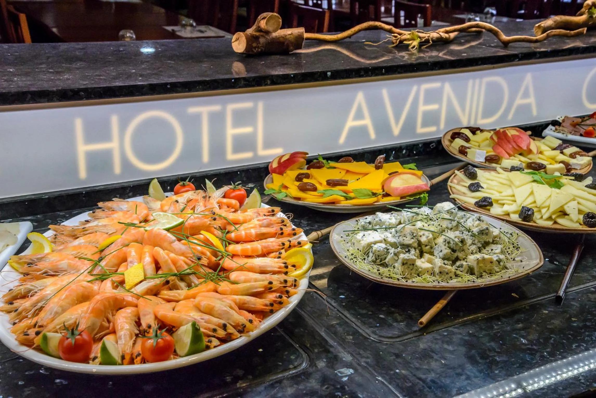 Restaurant/places to eat in Hotel Avenida