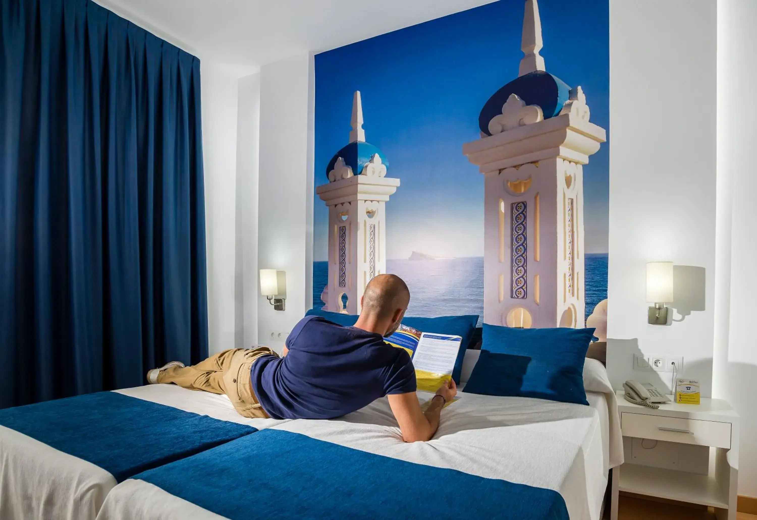 Bed in Hotel Avenida Bed in Hotel Avenida