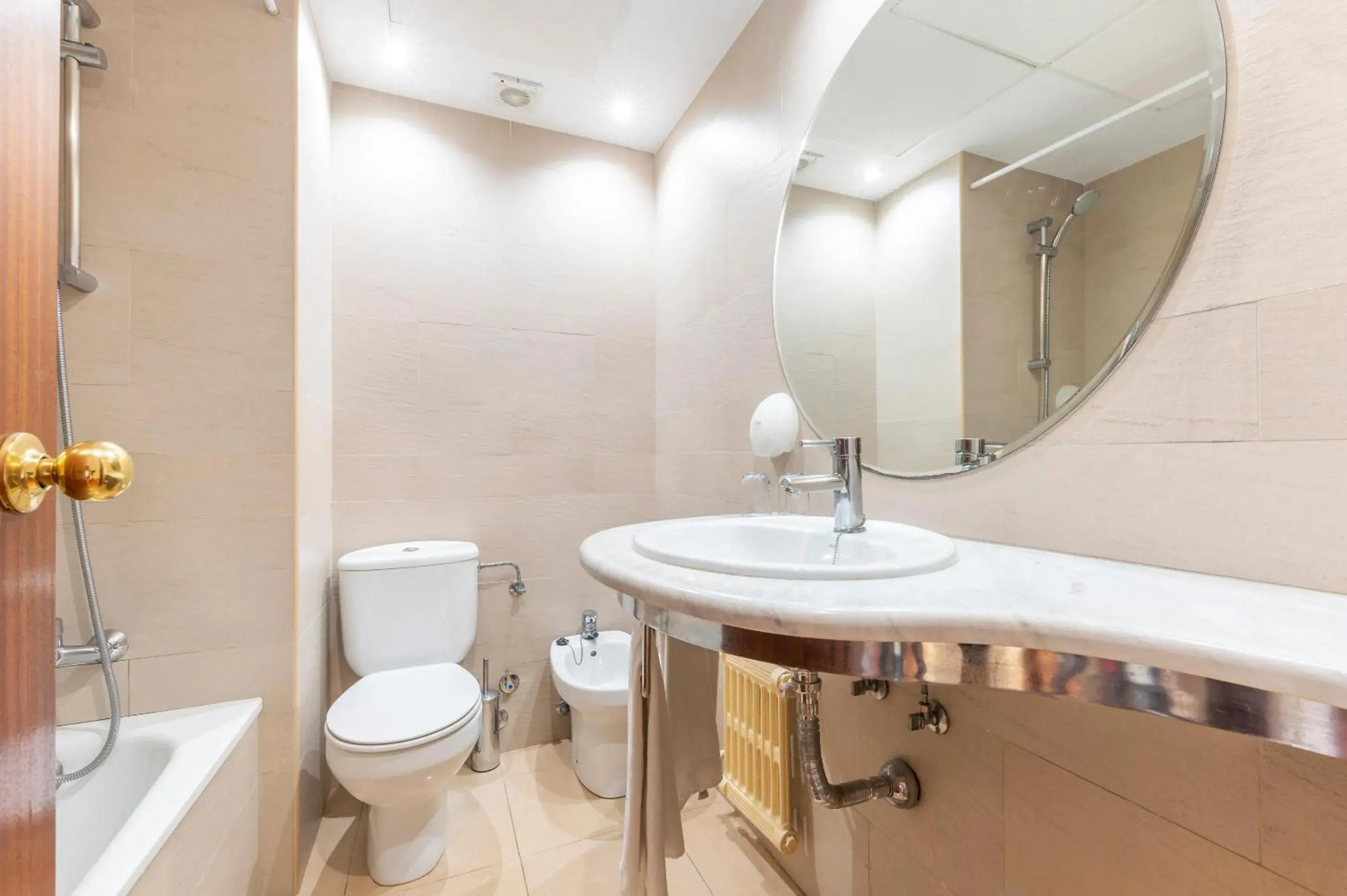 Double Room (1 Adult) in Port Vista Oro Double Room (1 Adult) in Port Vista Oro