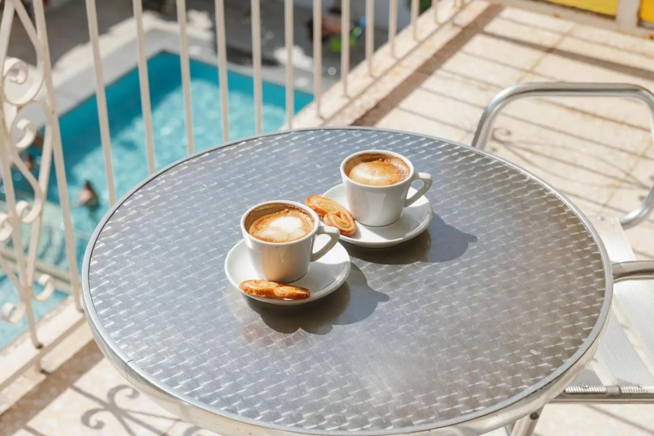 Photo of the whole room in Port Vista Oro