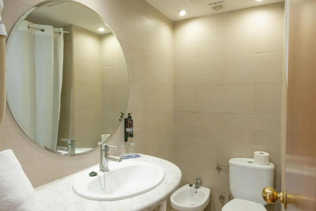 Bathroom in Port Vista Oro