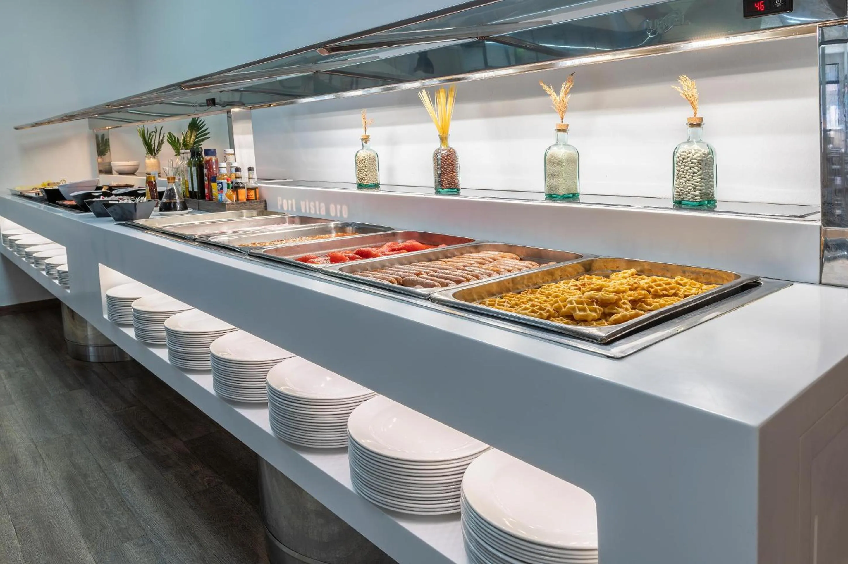 Restaurant/places to eat in Port Vista Oro