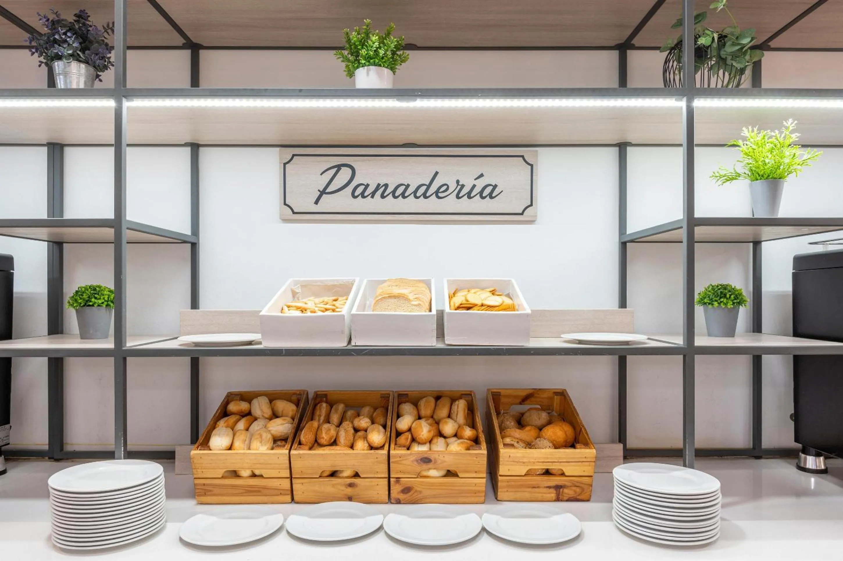 Restaurant/places to eat in Port Vista Oro