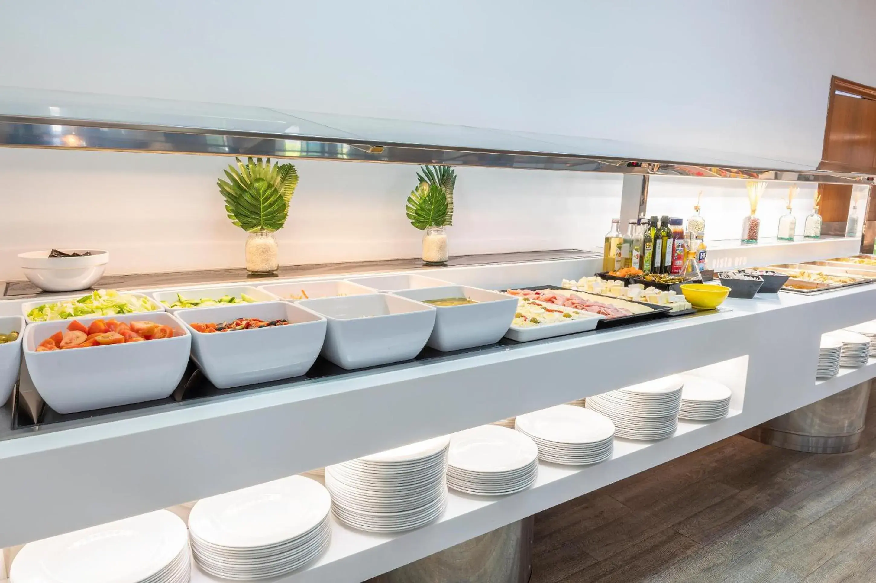 Restaurant/places to eat in Port Vista Oro Restaurant/places to eat in Port Vista Oro