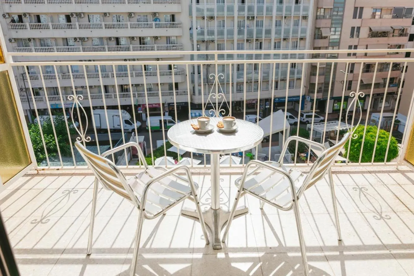 Photo of the whole room in Port Vista Oro