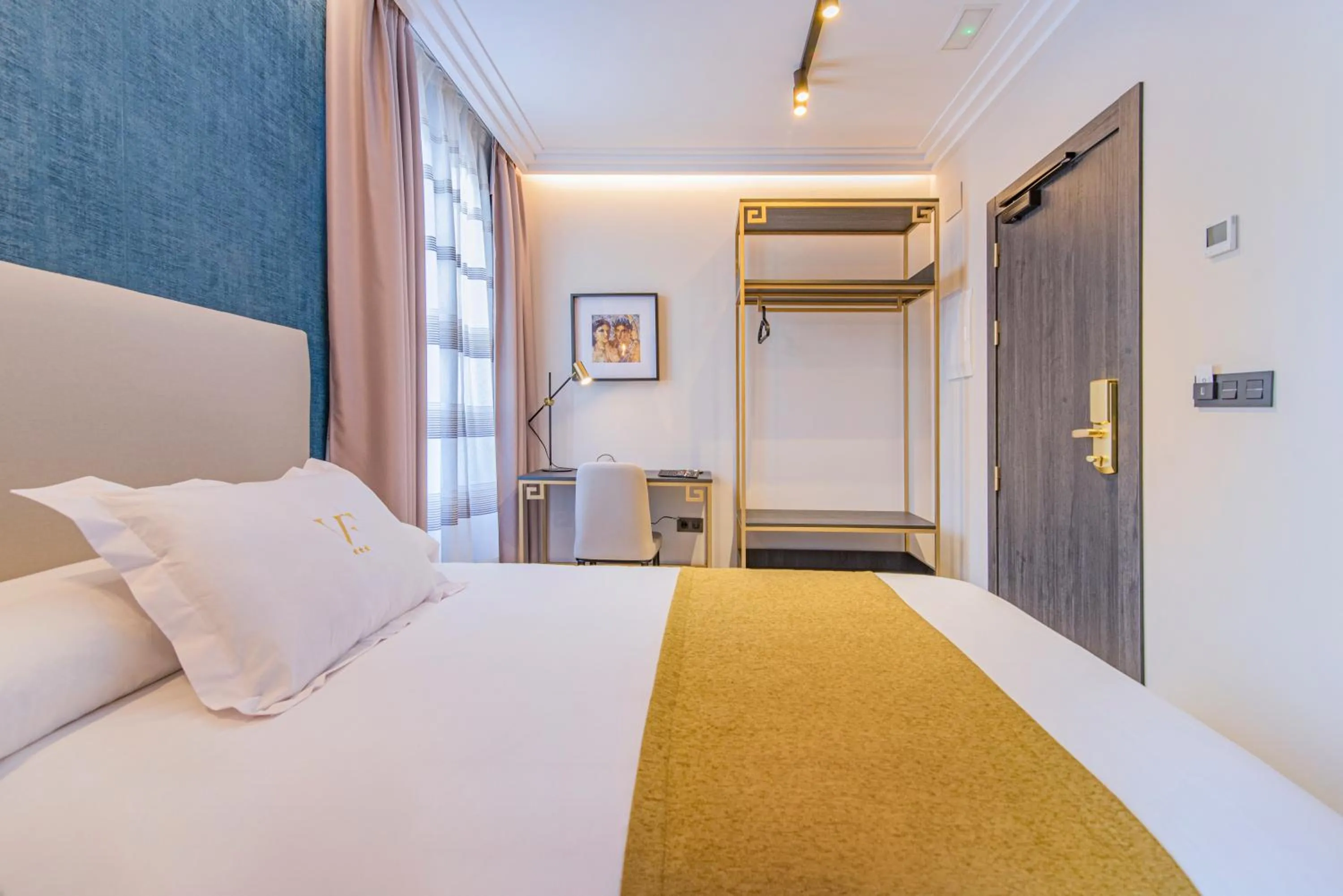 Bed in VESCI FAVENTIA