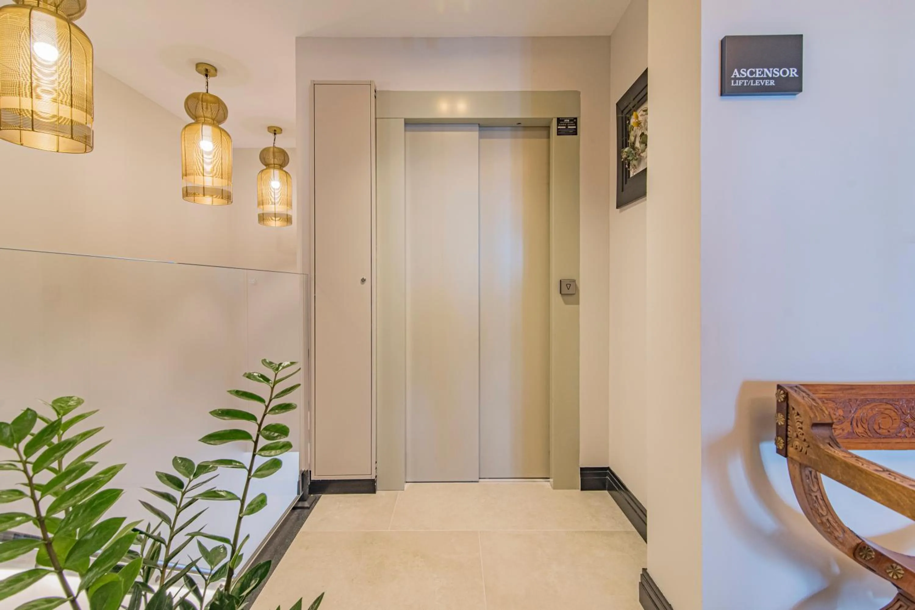 elevator in VESCI FAVENTIA