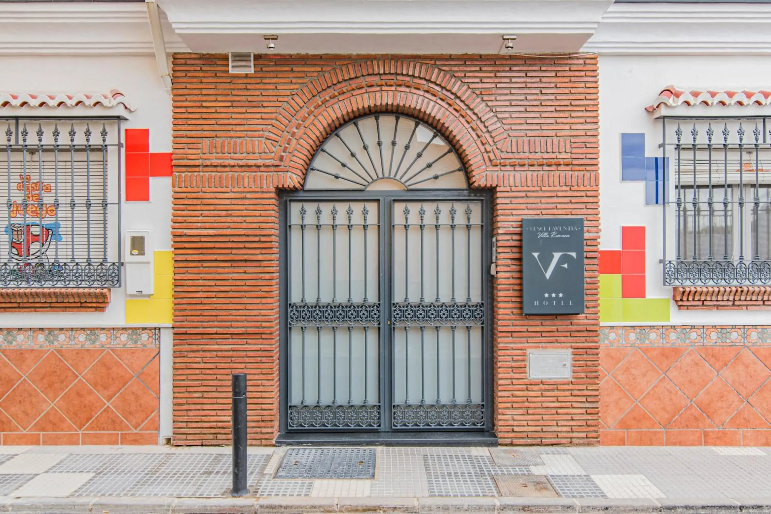 Property building in VESCI FAVENTIA Property building in VESCI FAVENTIA