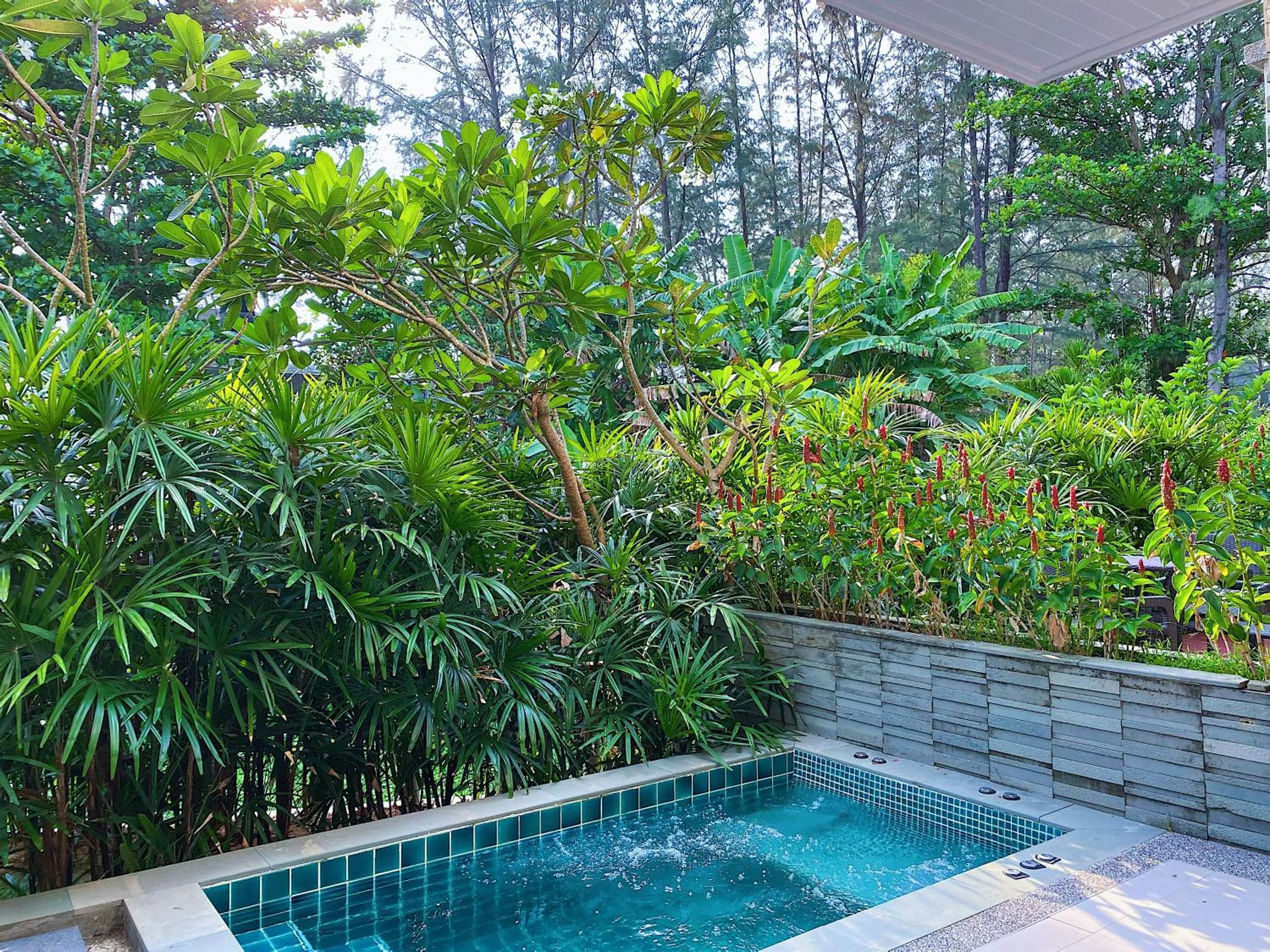 Beachfront 2br home with private plunge pool on stunning Naithon beach 3