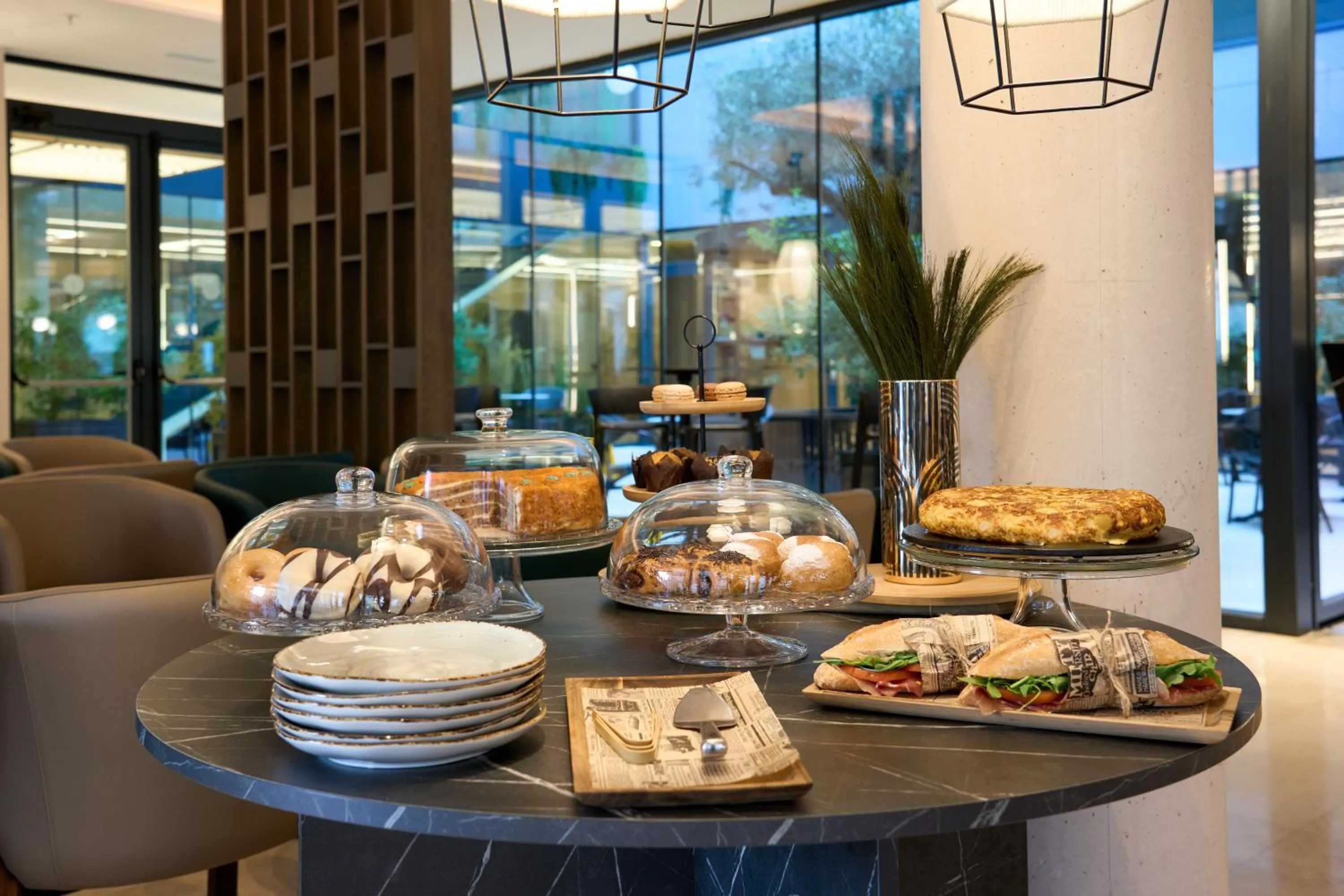 Lounge or bar in Hotel Bristol 4 Sup