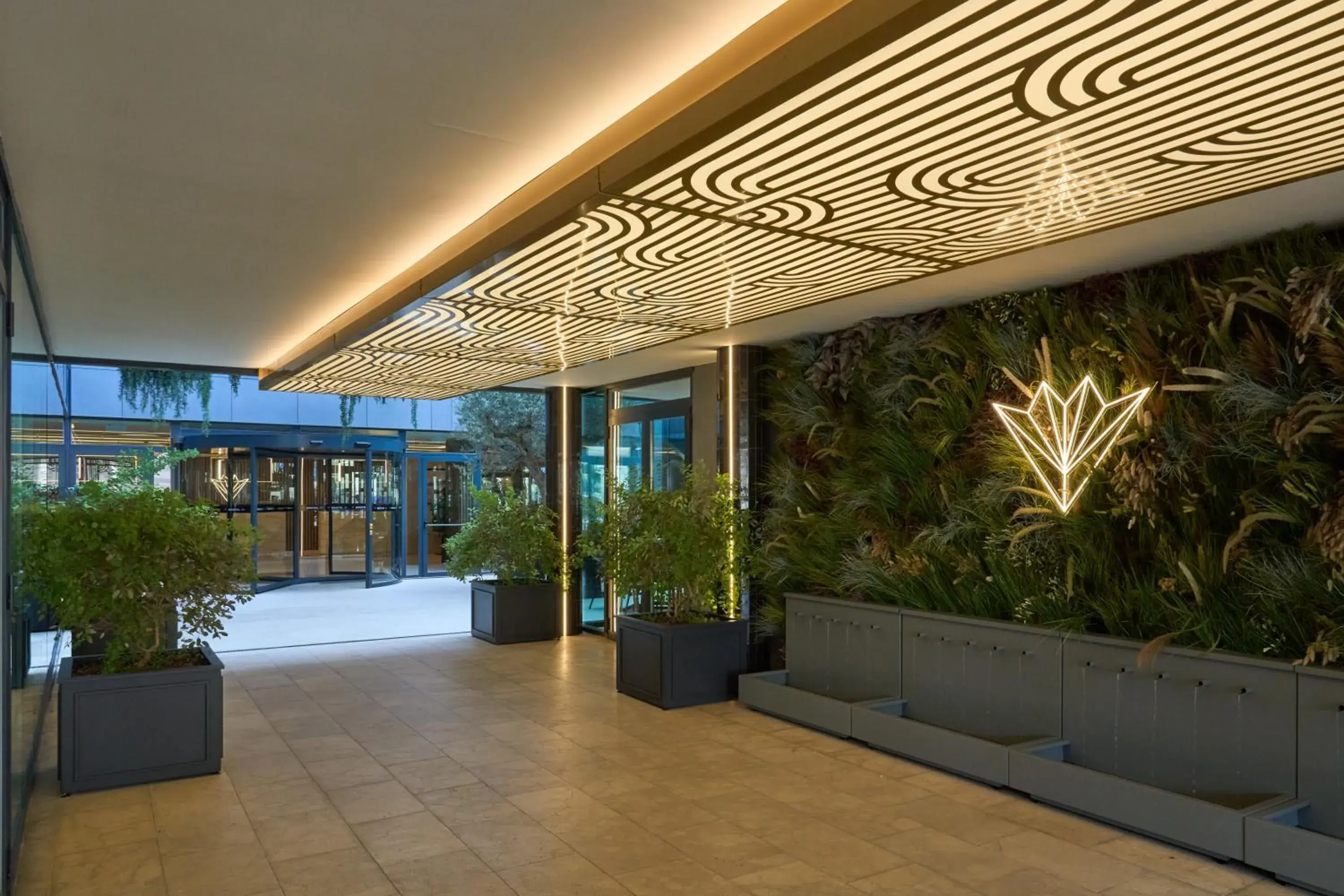 Facade/entrance in Hotel Bristol 4 Sup Facade/entrance in Hotel Bristol 4 Sup