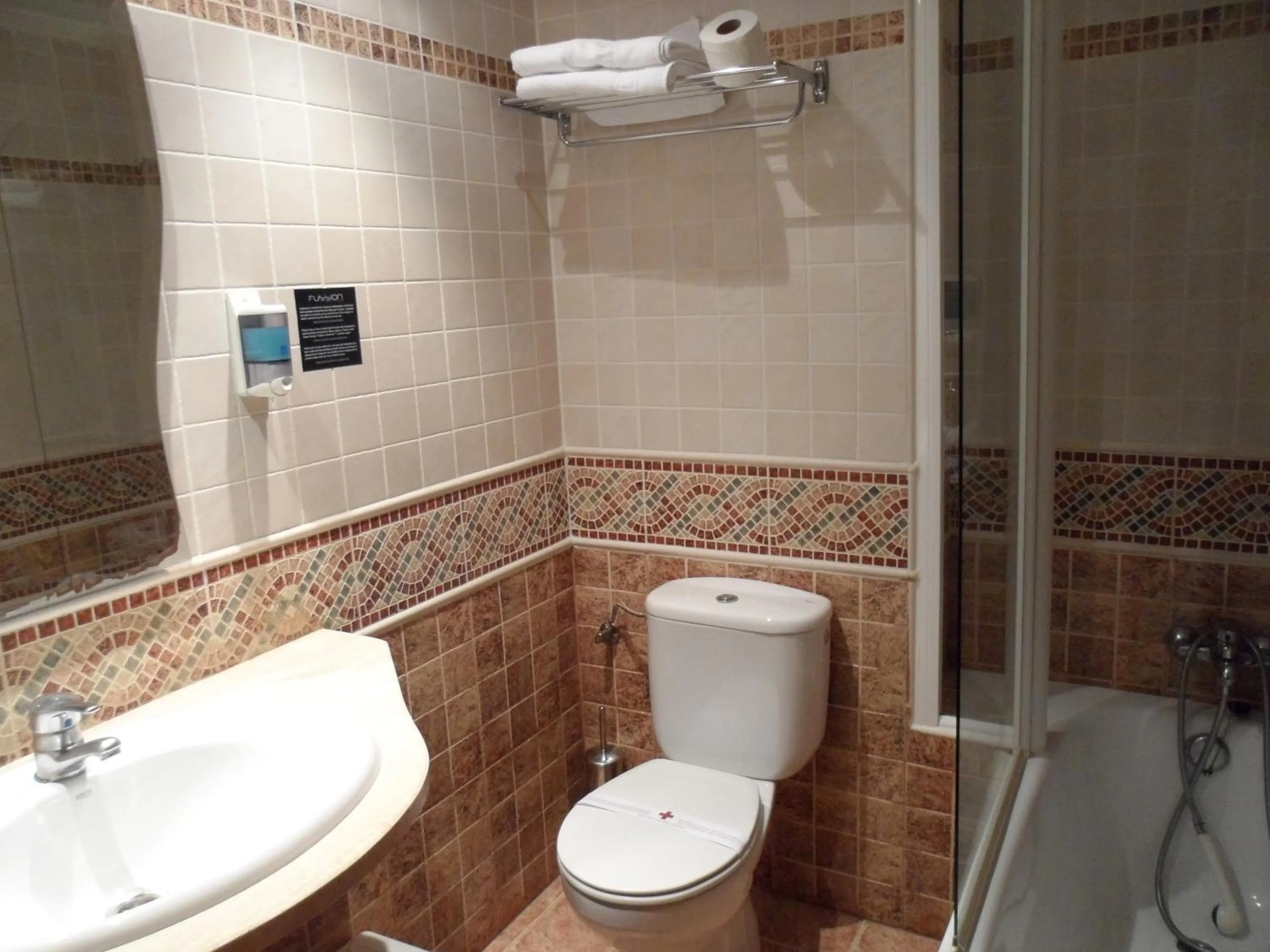 Bathroom in Hotel Mareny Benidorm