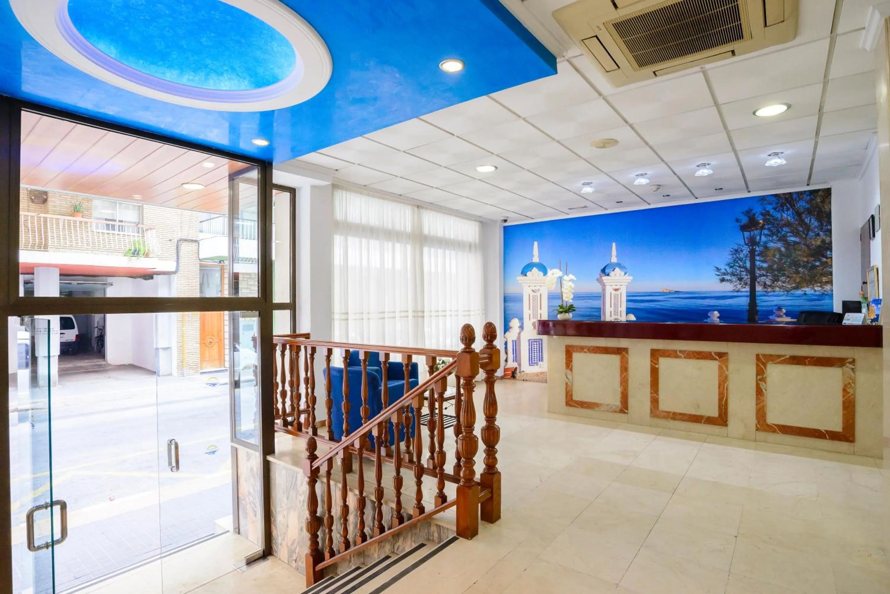 Lobby or reception in Hotel Mareny Benidorm