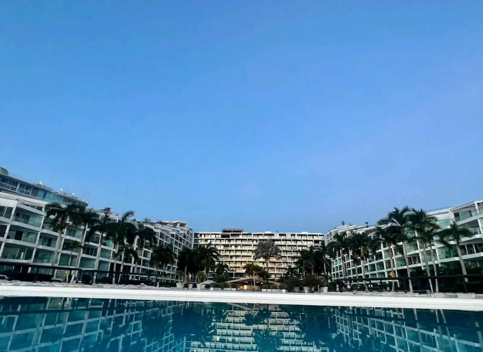 Property building in AriaOcean#410