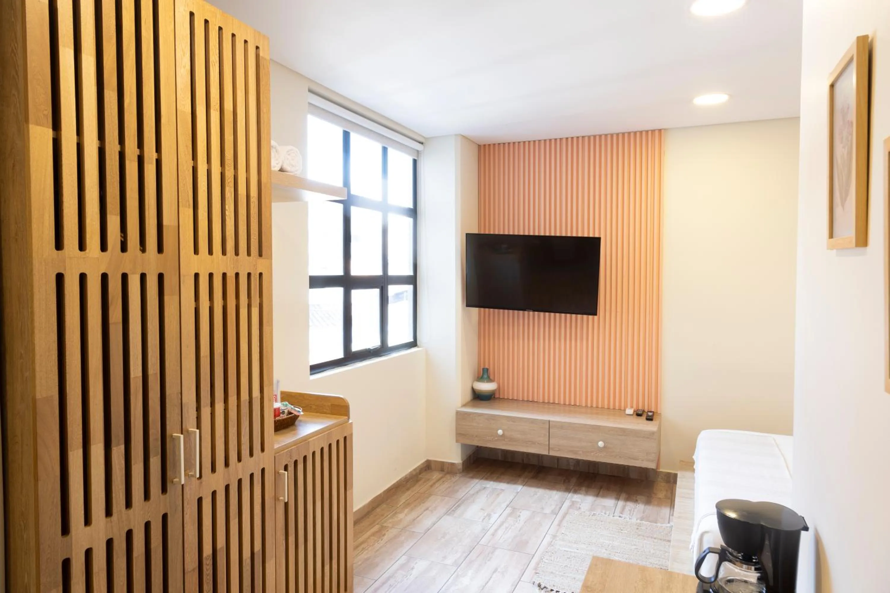 TV and multimedia in Mythical Hotel Boutique