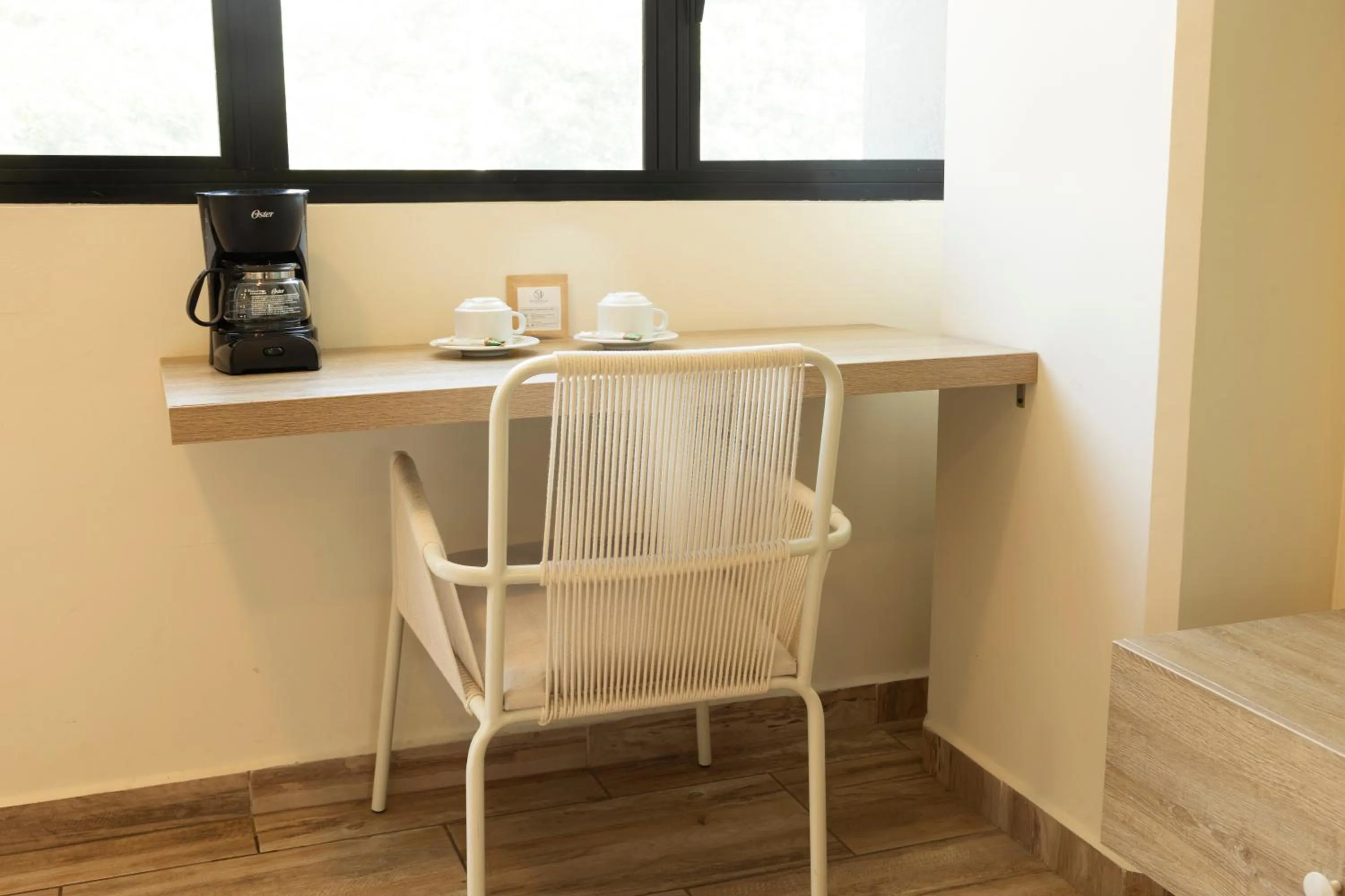 Coffee/tea facilities in Mythical Hotel Boutique