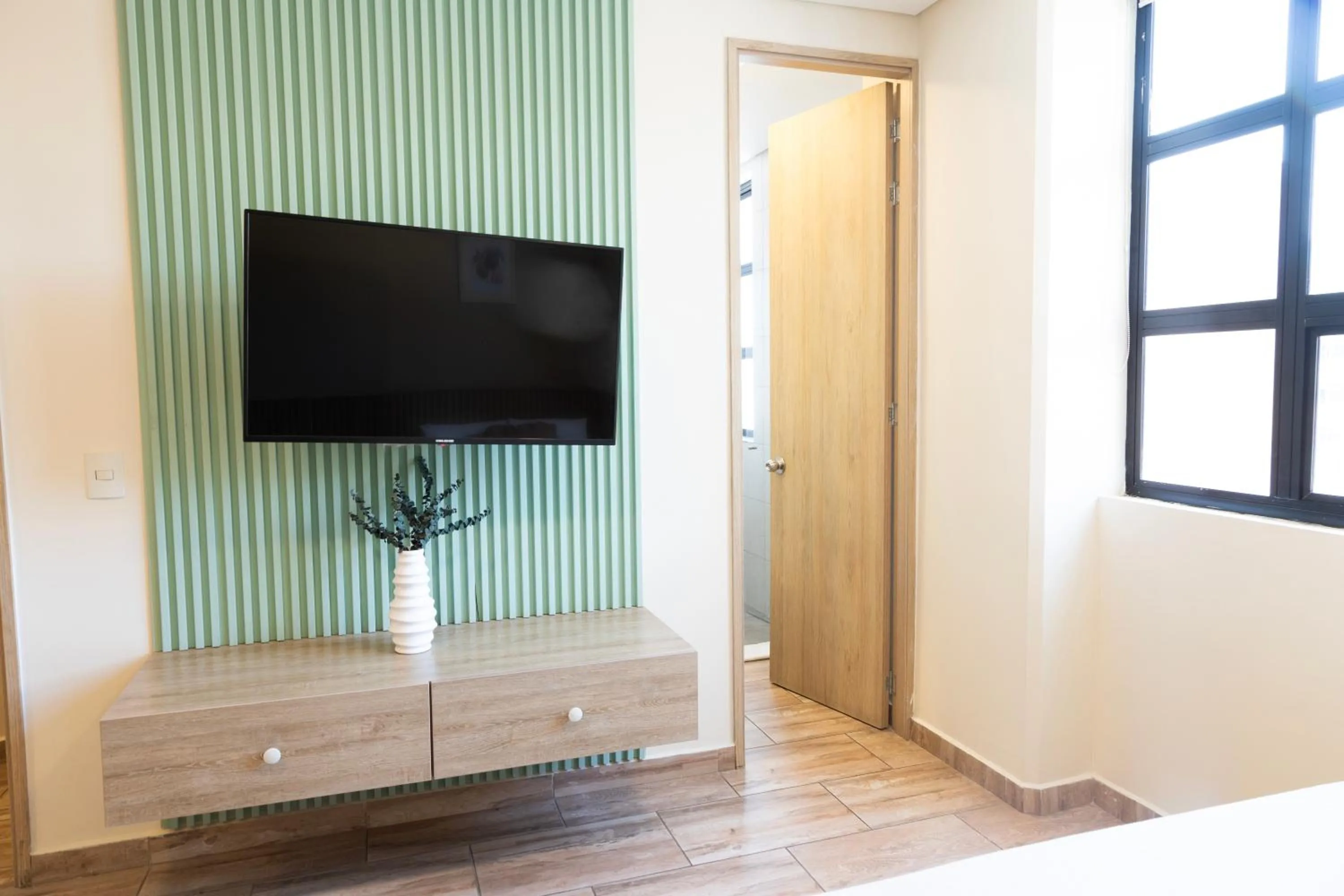 TV and multimedia in Mythical Hotel Boutique