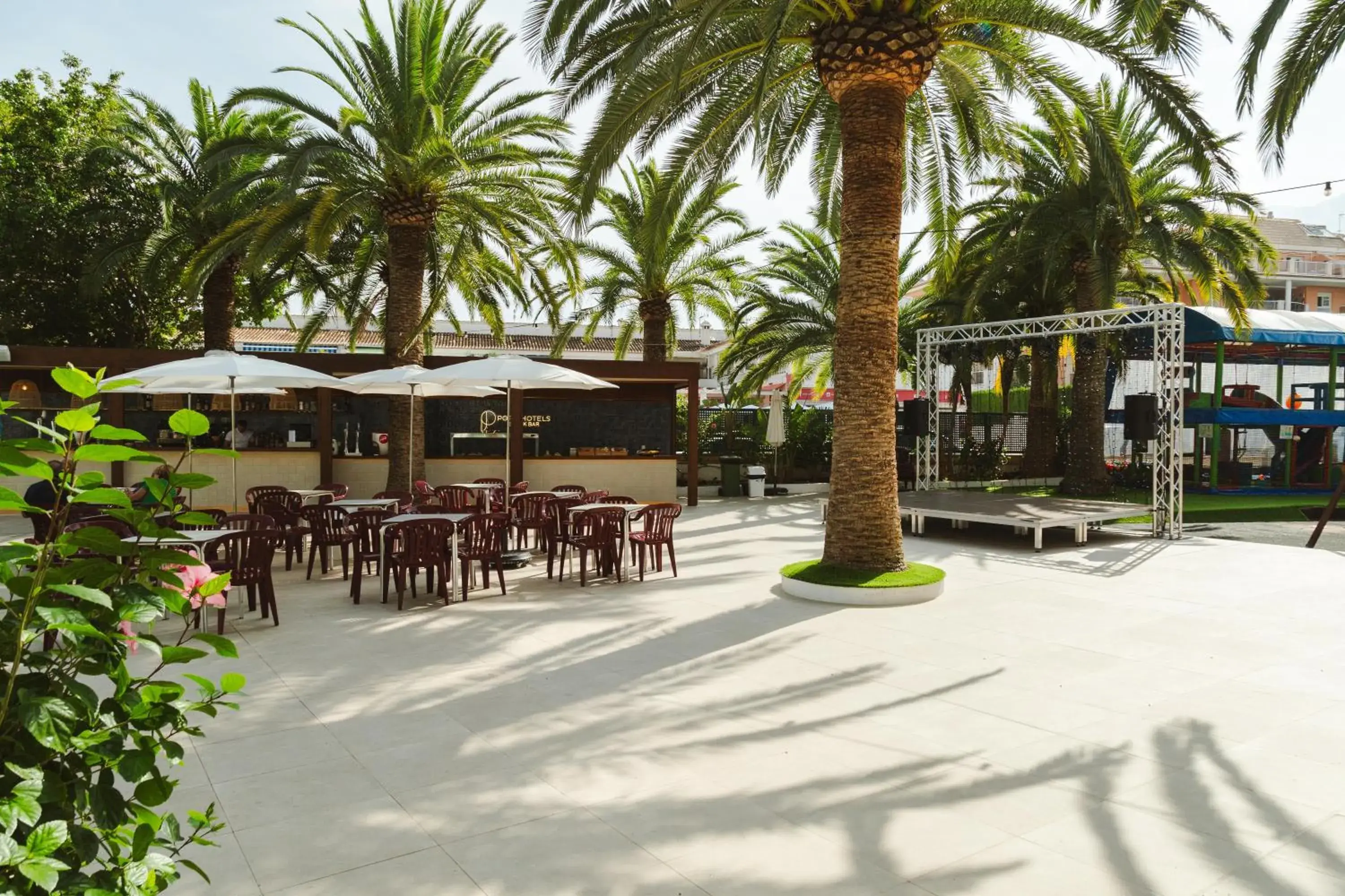Lounge or bar in Port Denia Lounge or bar in Port Denia