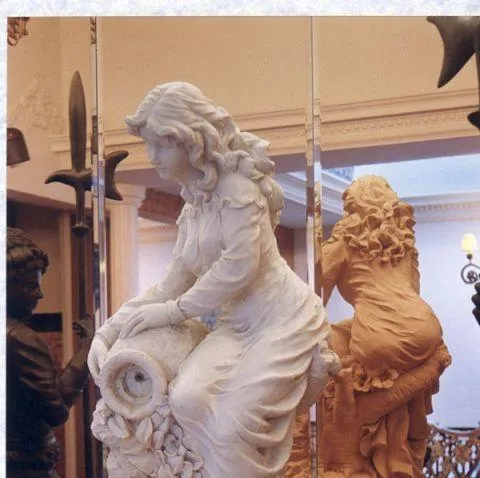 Decorative detail in Hotel Dato