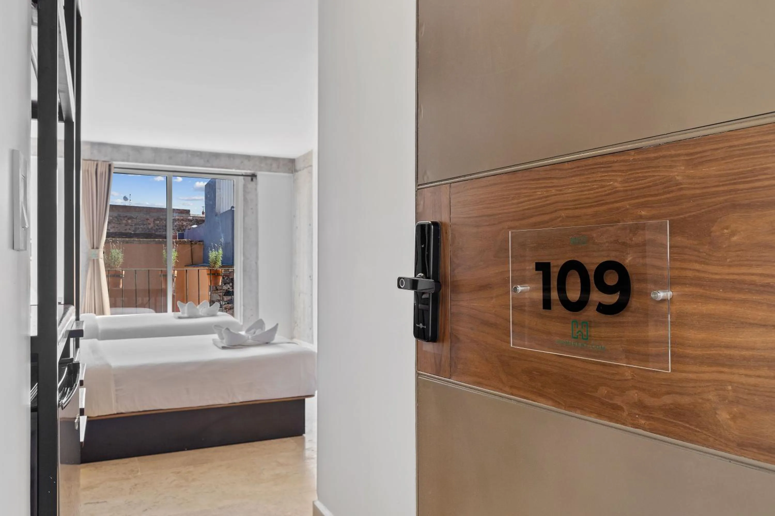 Bedroom, Bed in Morelos By HomiRent