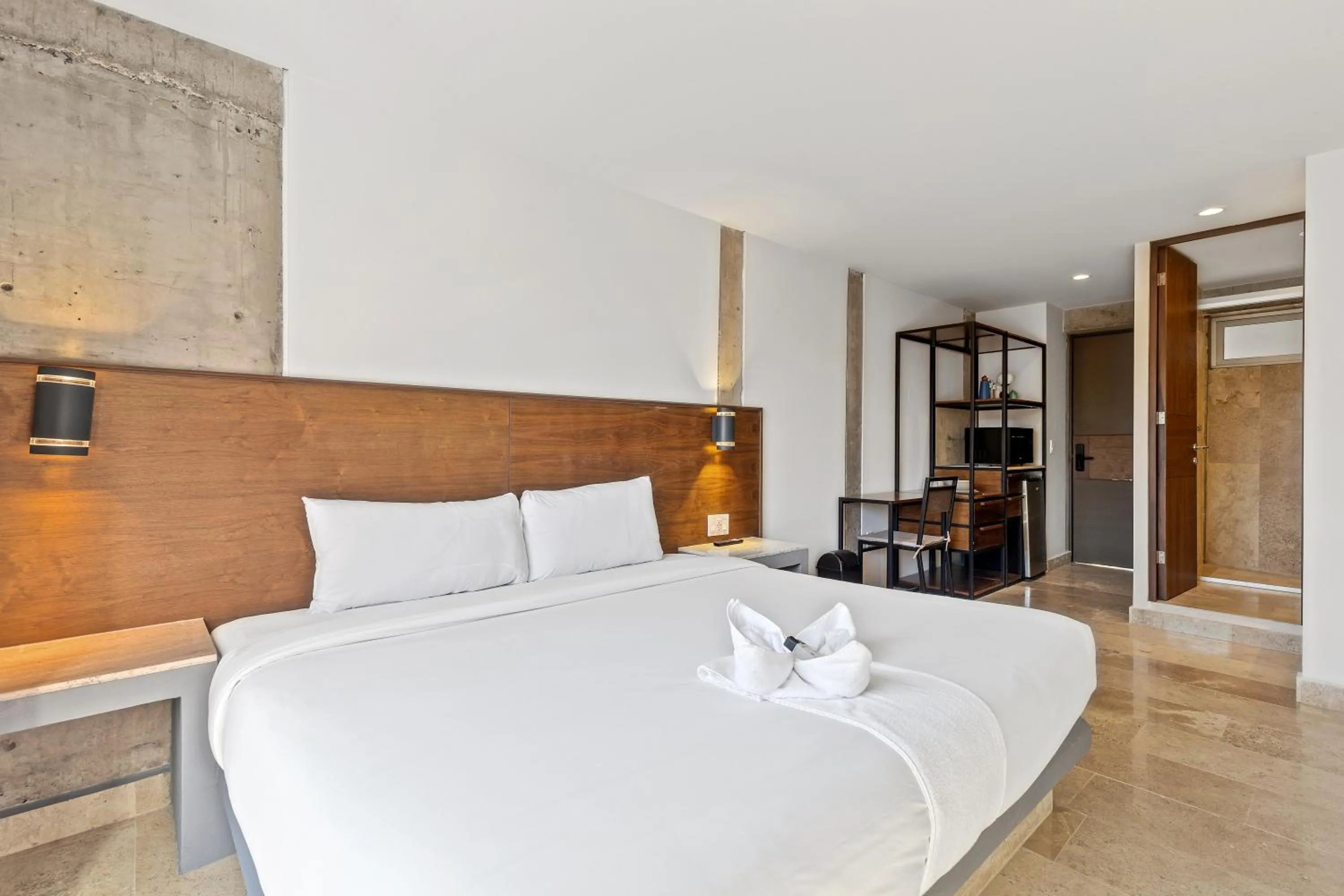 Photo of the whole room, Bed in Morelos By HomiRent