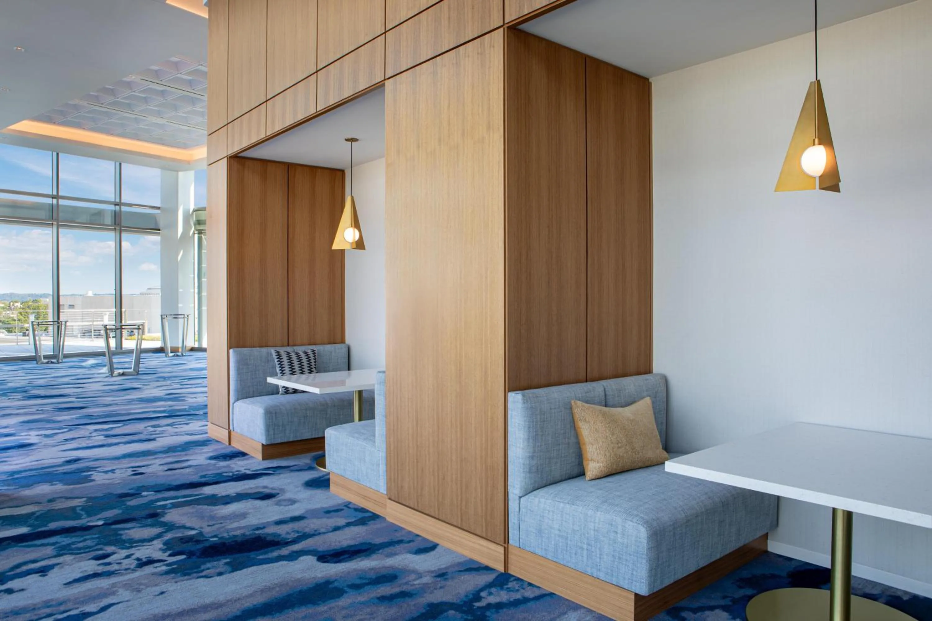 Seating area in The Royal Sonesta Washington DC Capitol Hill