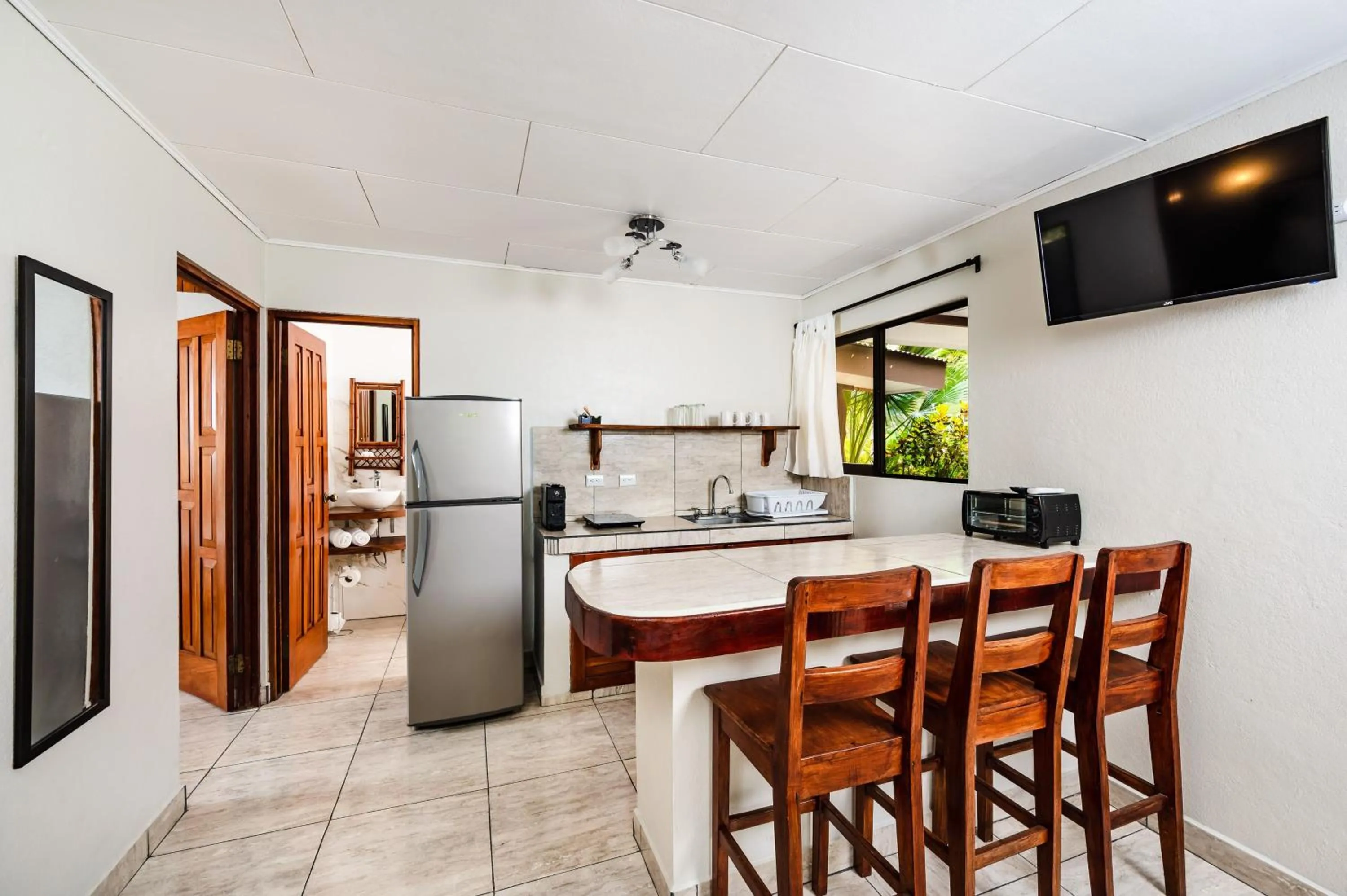 TV and multimedia in El Sueno Tropical