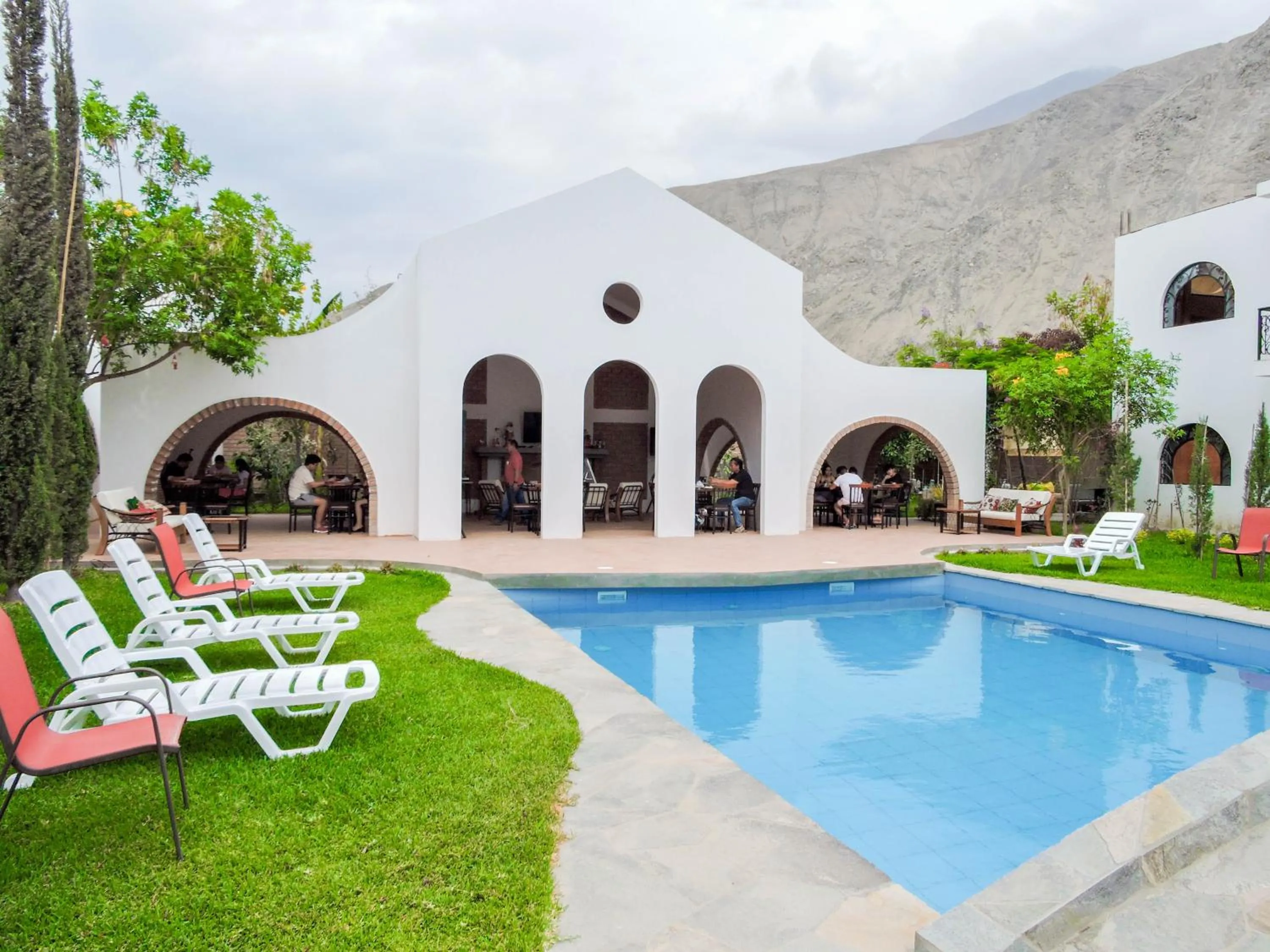 Swimming pool in Casa Hotel Mamaluna