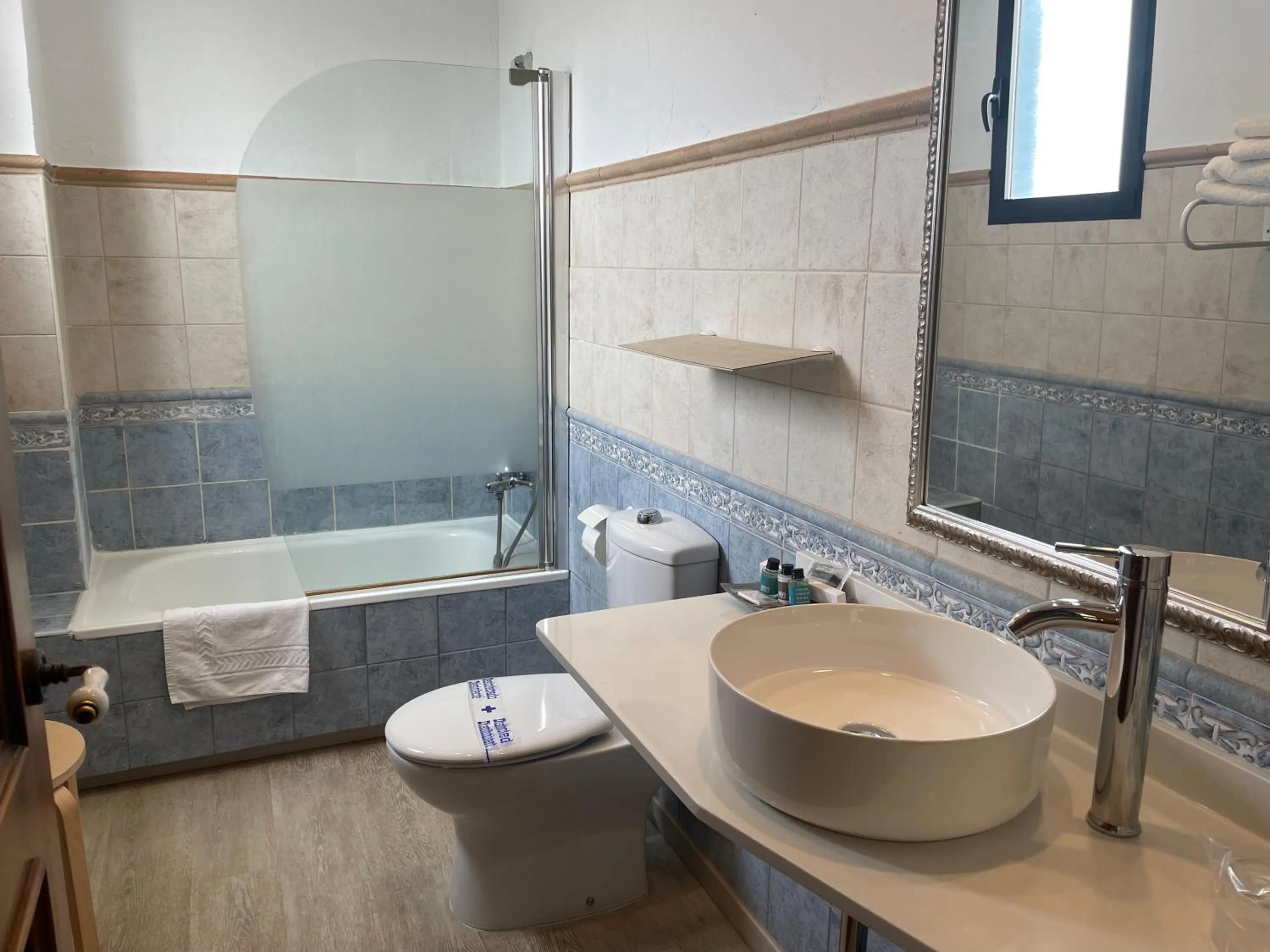 Hotel Patilla Ciudad de Requena