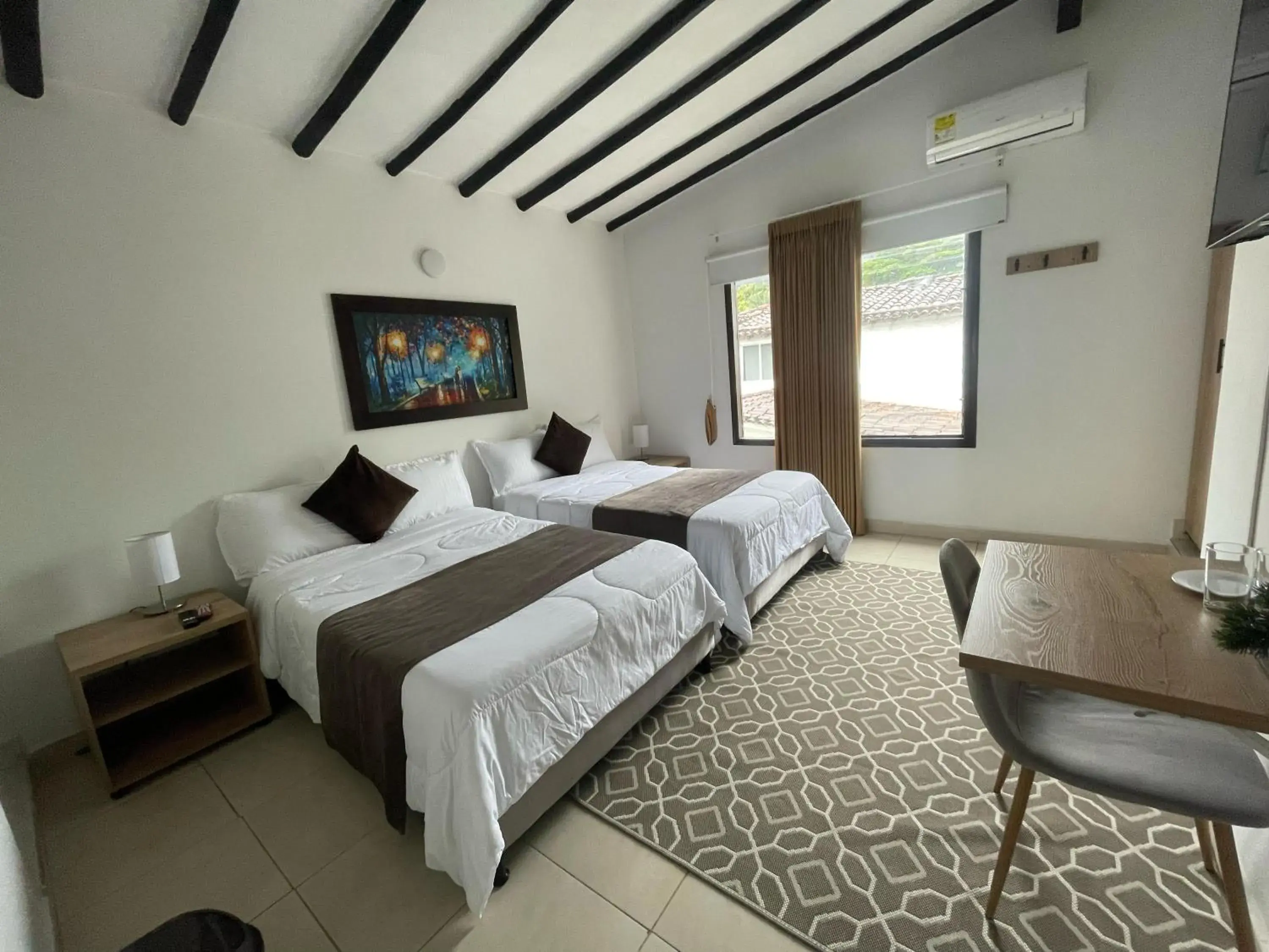 Superior Twin Room in Aguacatala Hotel Boutique Superior Twin Room in Aguacatala Hotel Boutique