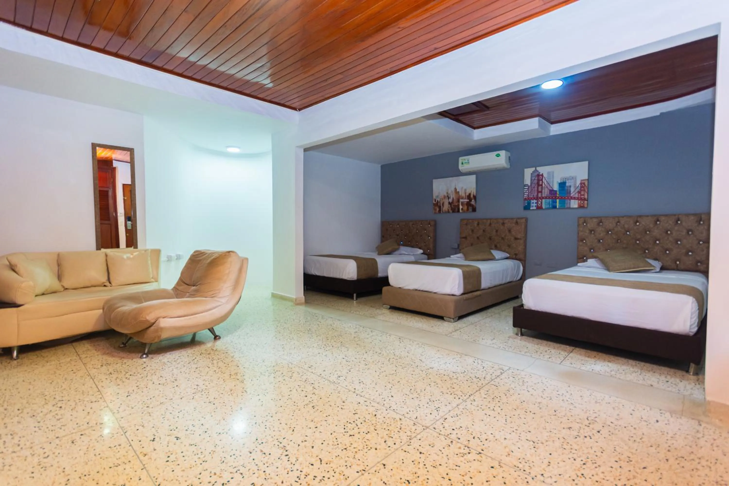 Bed in Hotel Med Suites 94