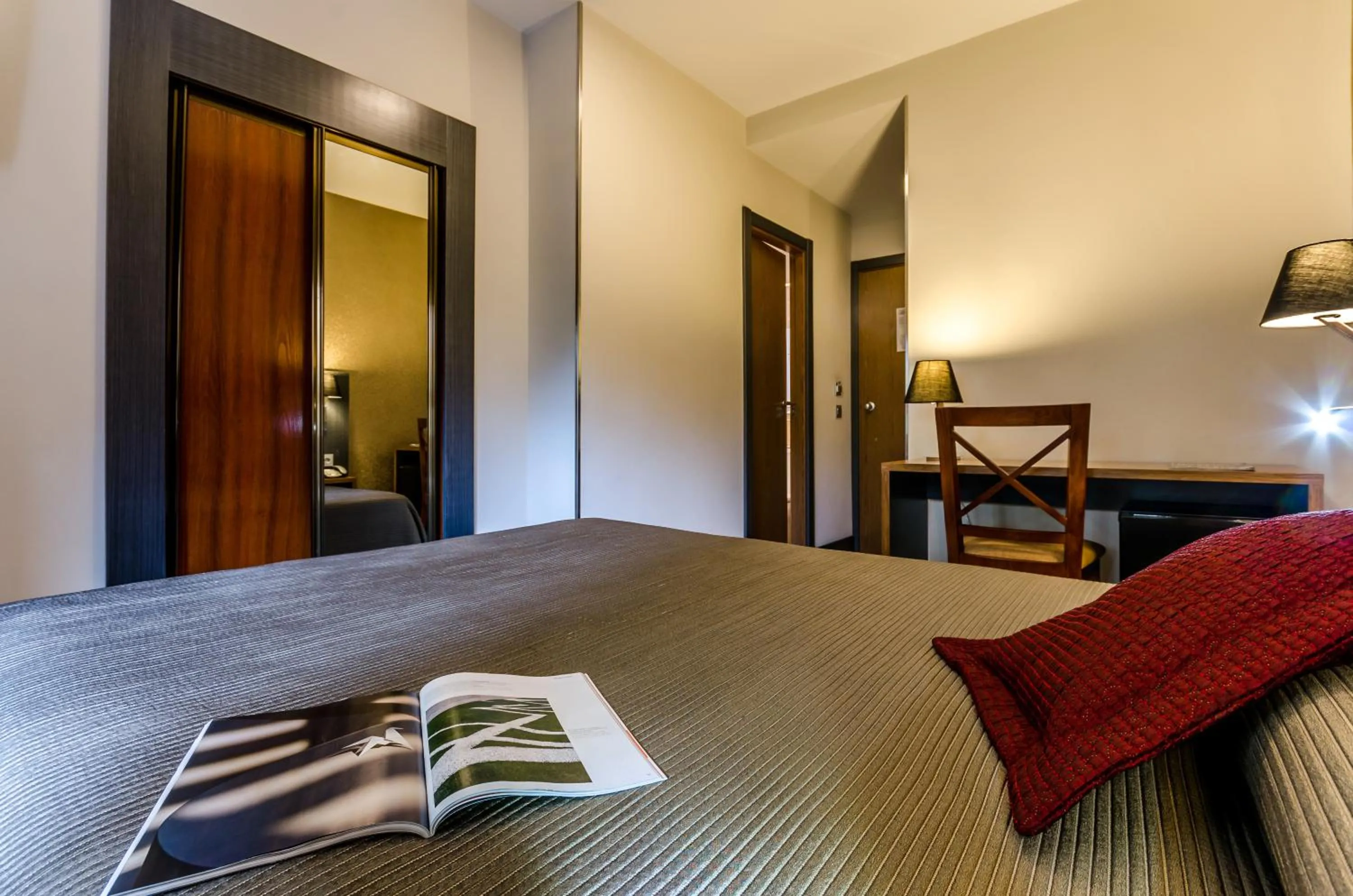 Decorative detail, Bed in Hotel Regio Cádiz