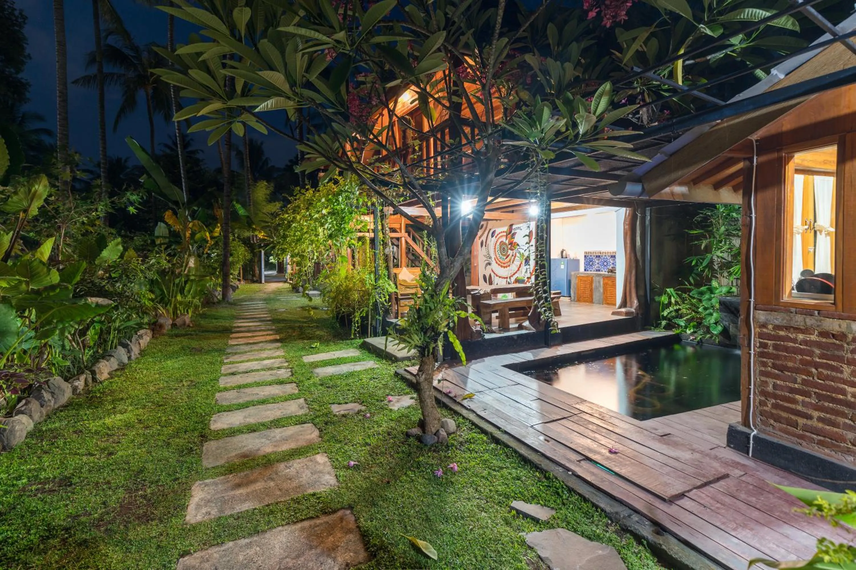 Property building in Tahlia's Villa