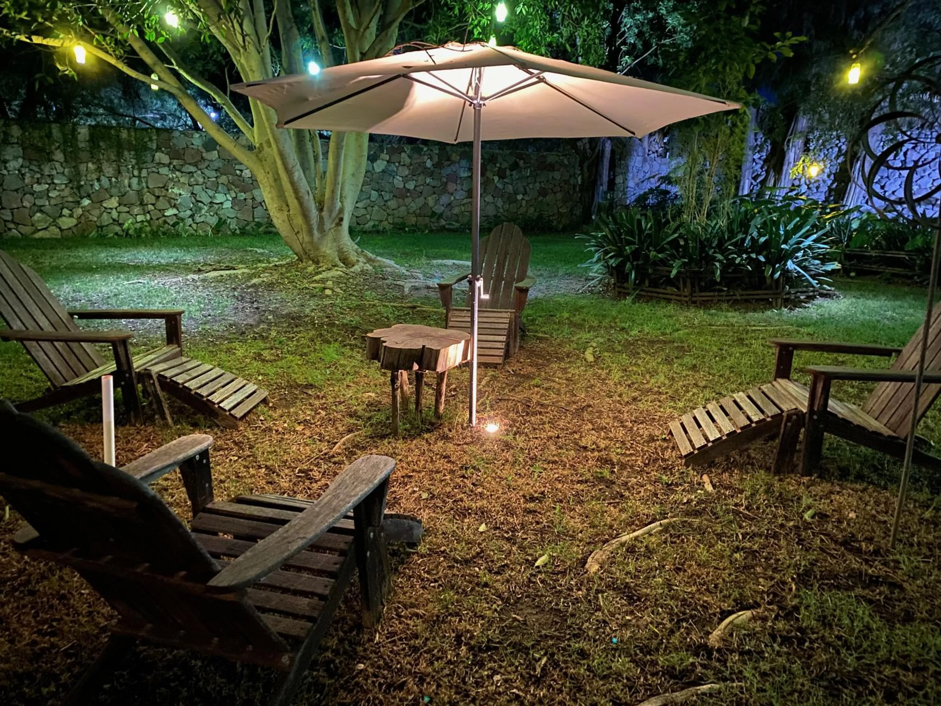 Magnolias Jardin & Boutique Suites