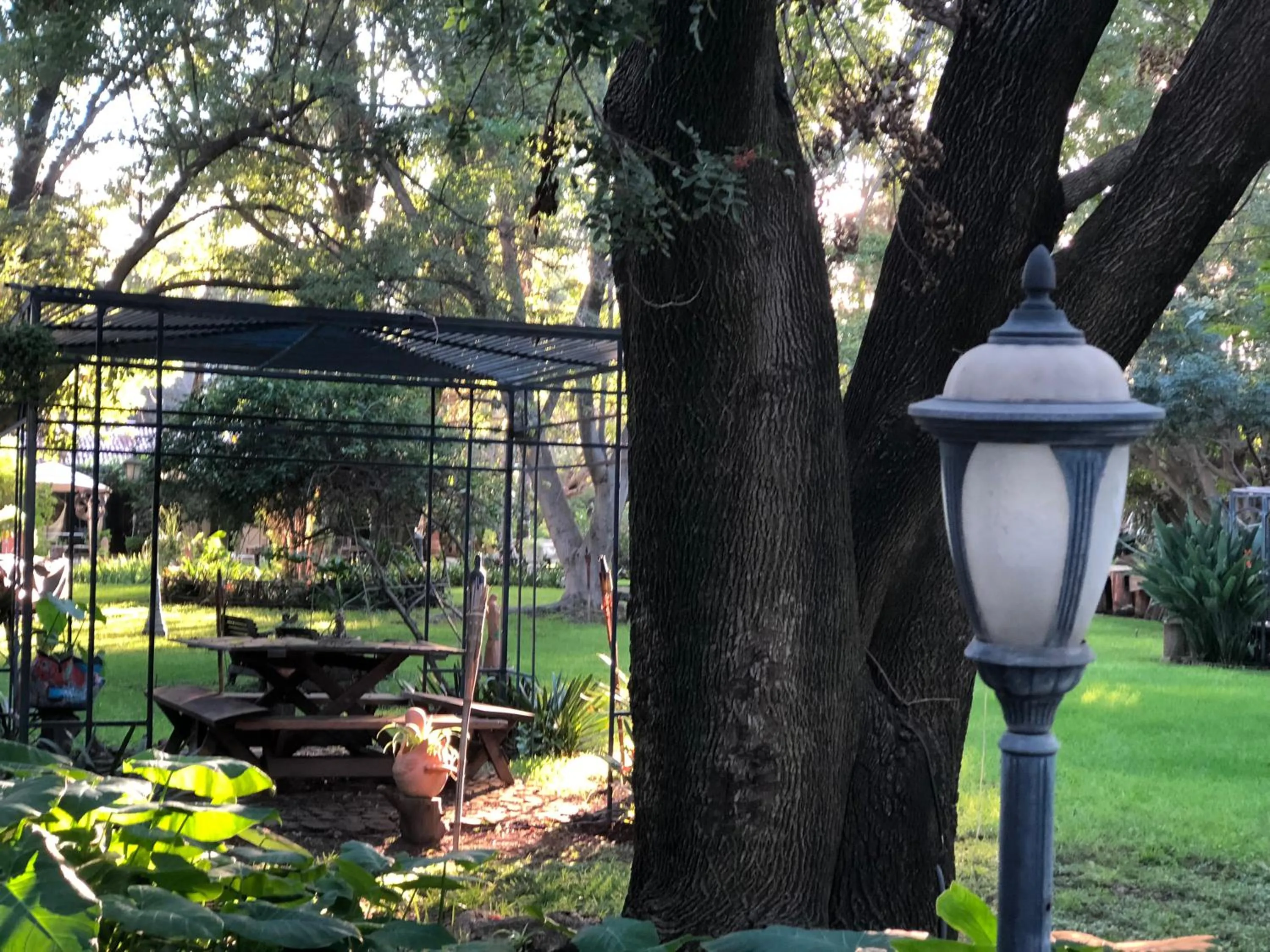 Magnolias Jardin & Boutique Suites