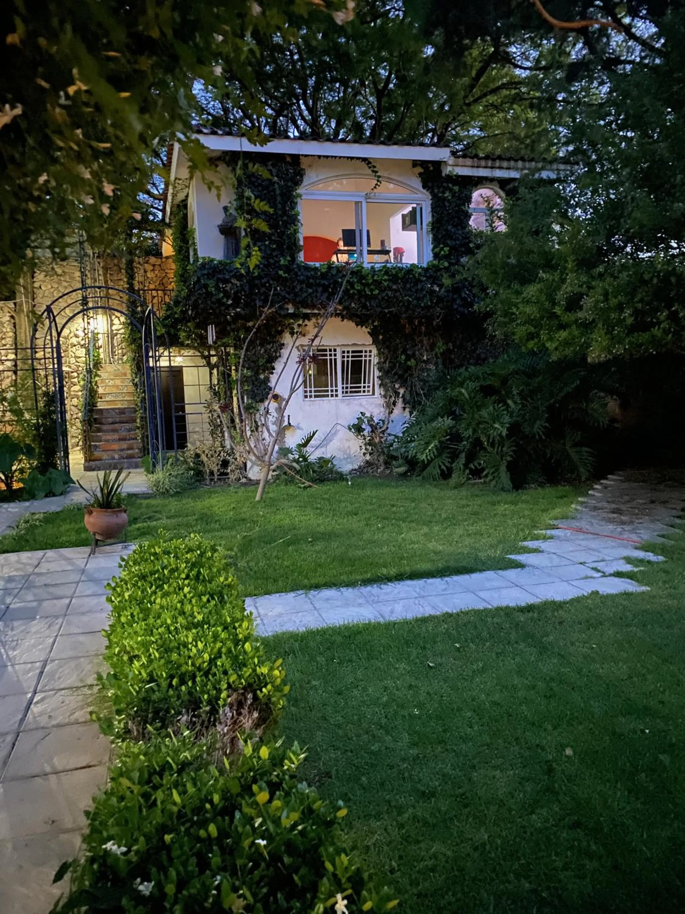 Magnolias Jardin & Boutique Suites