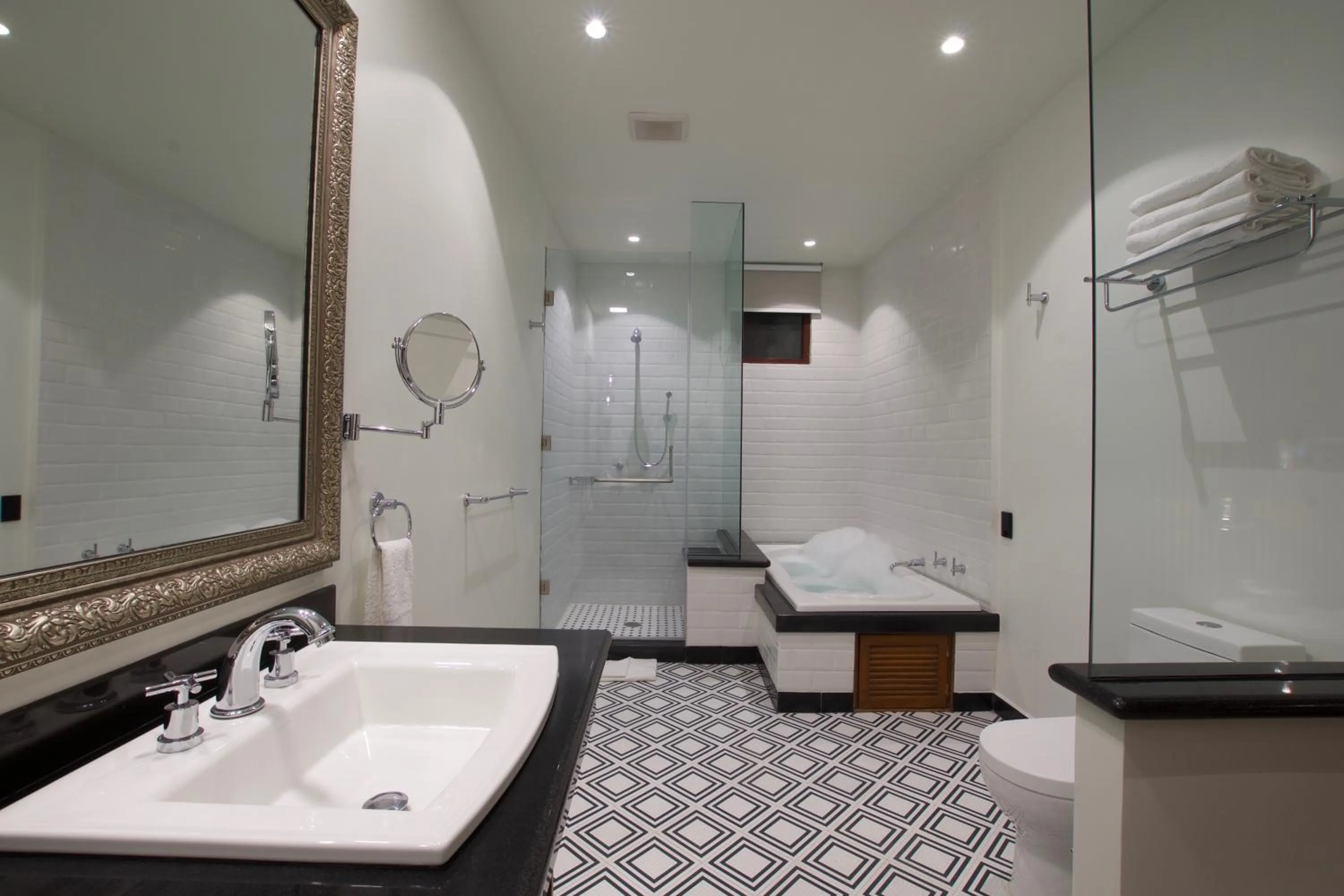 Bath in Nueve 25 Hotel Boutique