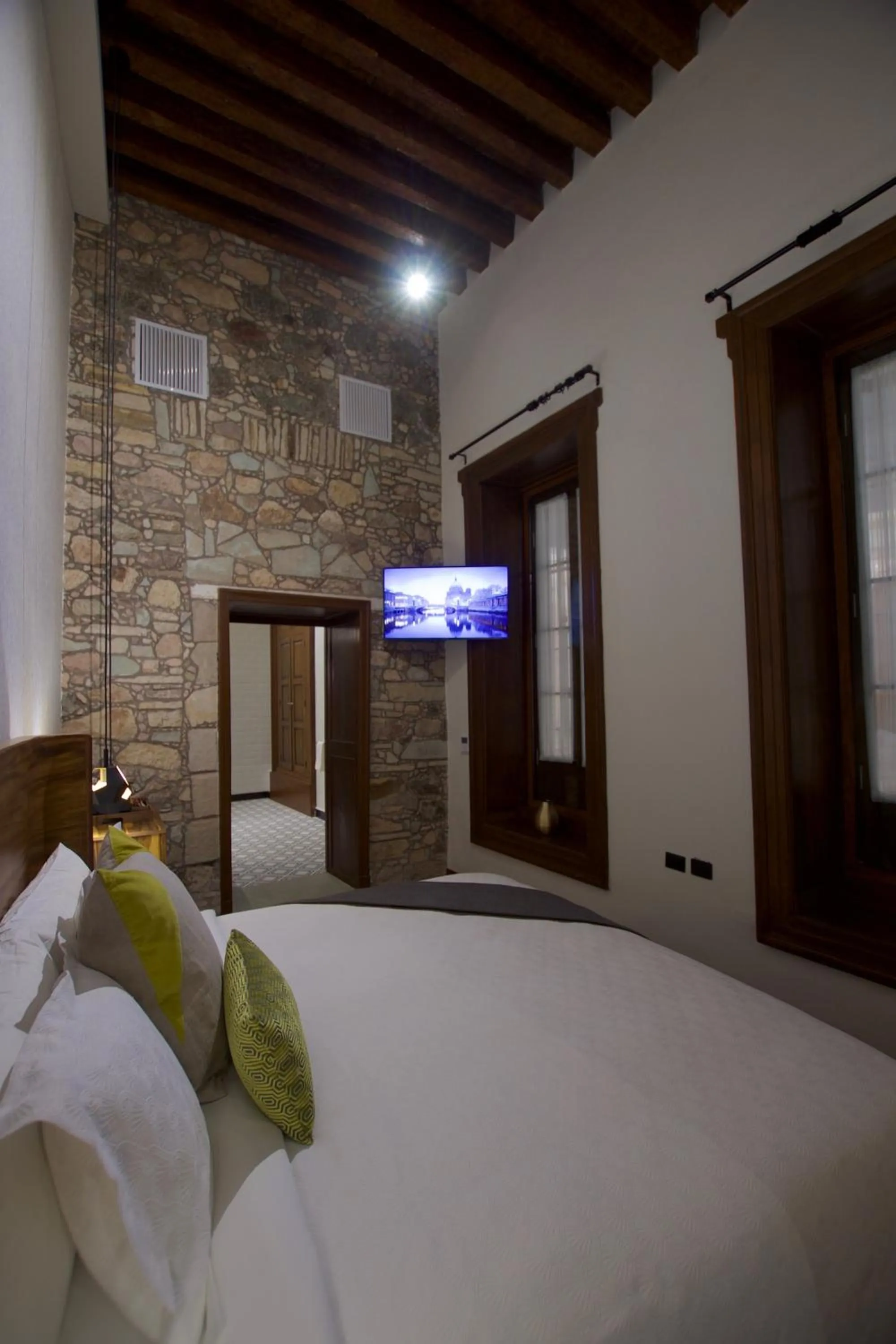 Photo of the whole room, Bed in Nueve 25 Hotel Boutique