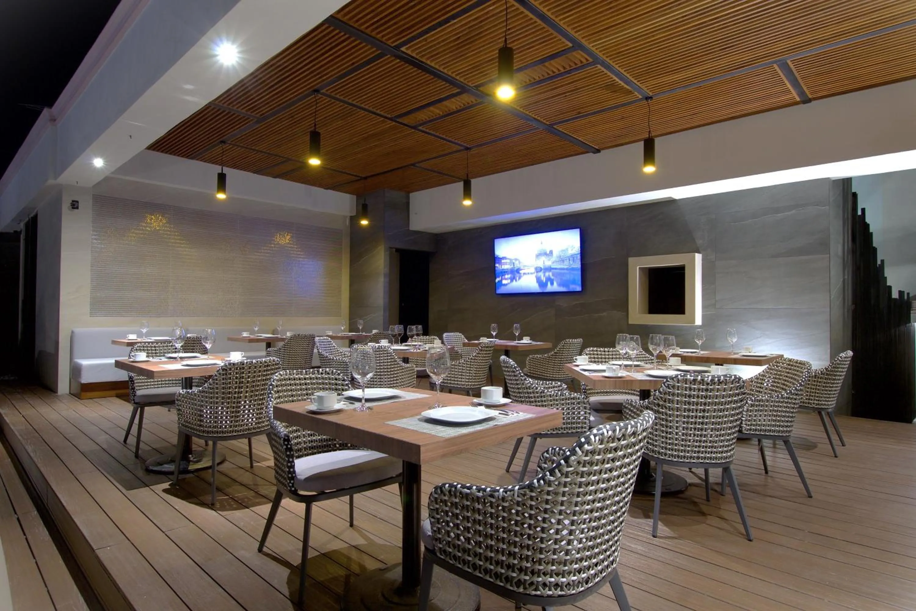 Restaurant/places to eat in Nueve 25 Hotel Boutique