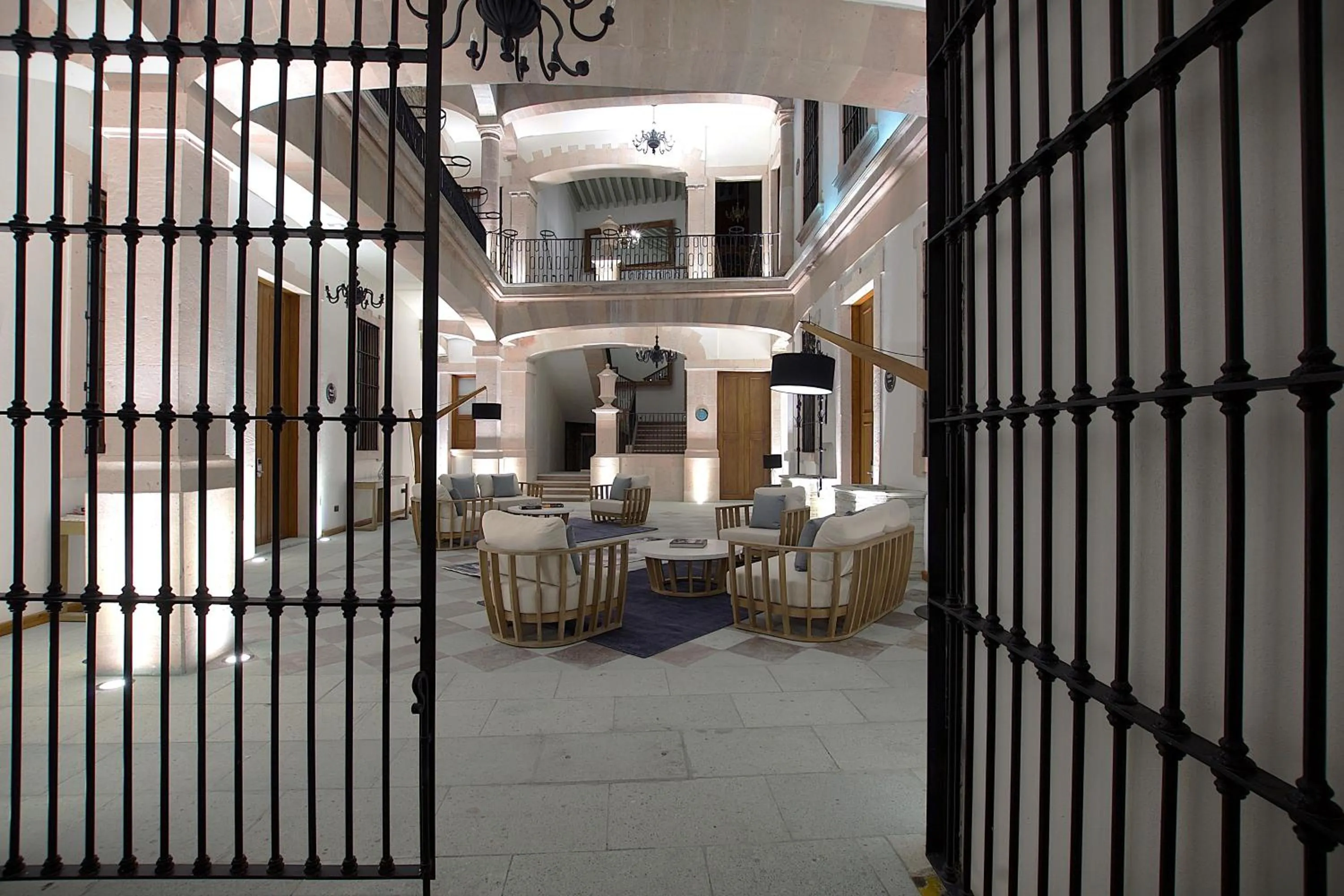 Inner courtyard view in Nueve 25 Hotel Boutique