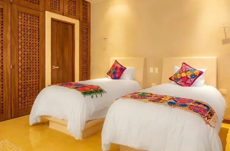 Queen Suite with Pool View in Niwa Tulum Queen Suite with Pool View in Niwa Tulum