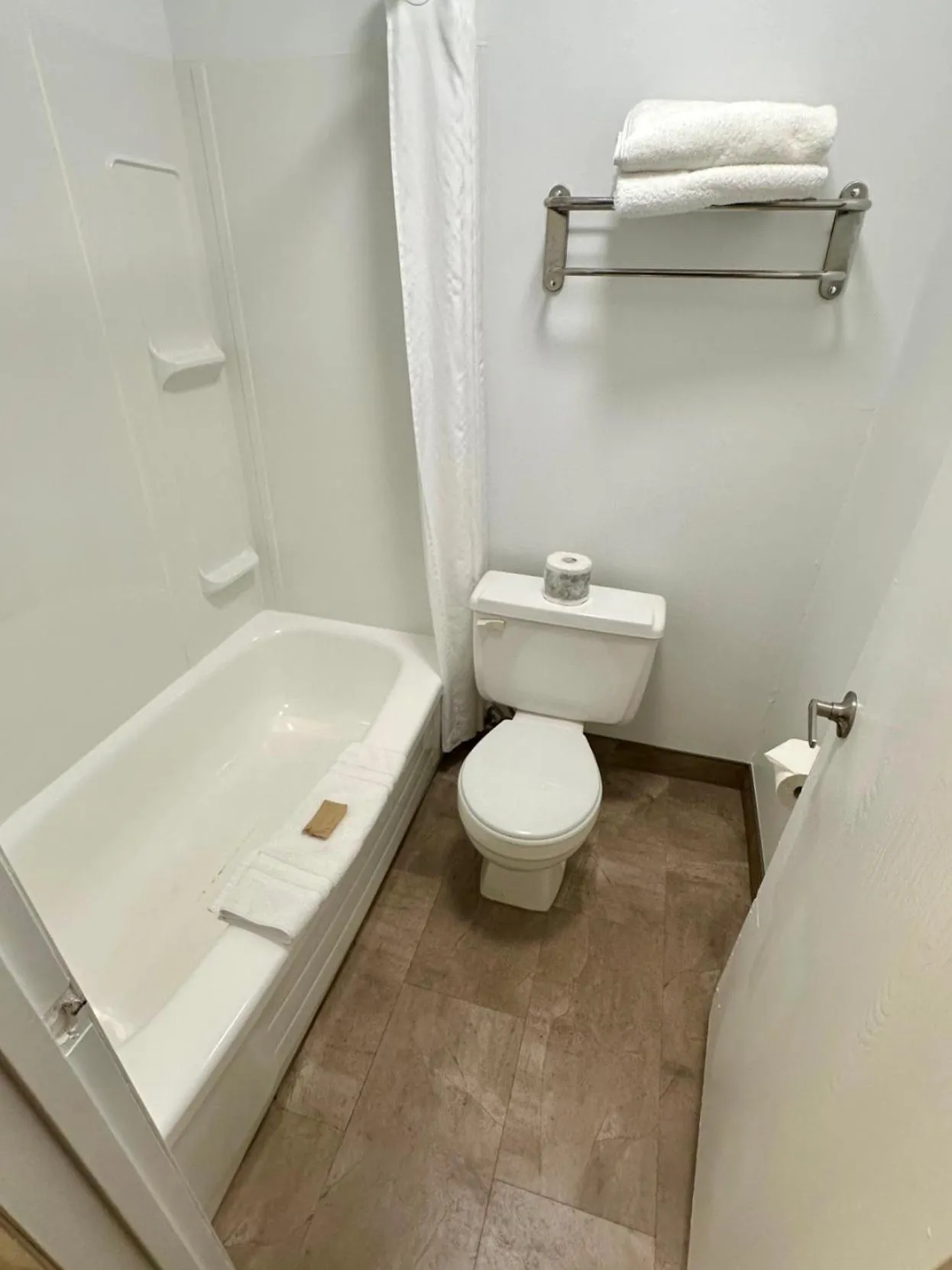 Bathroom in Anavada Inn & Suites - Grande Prairie