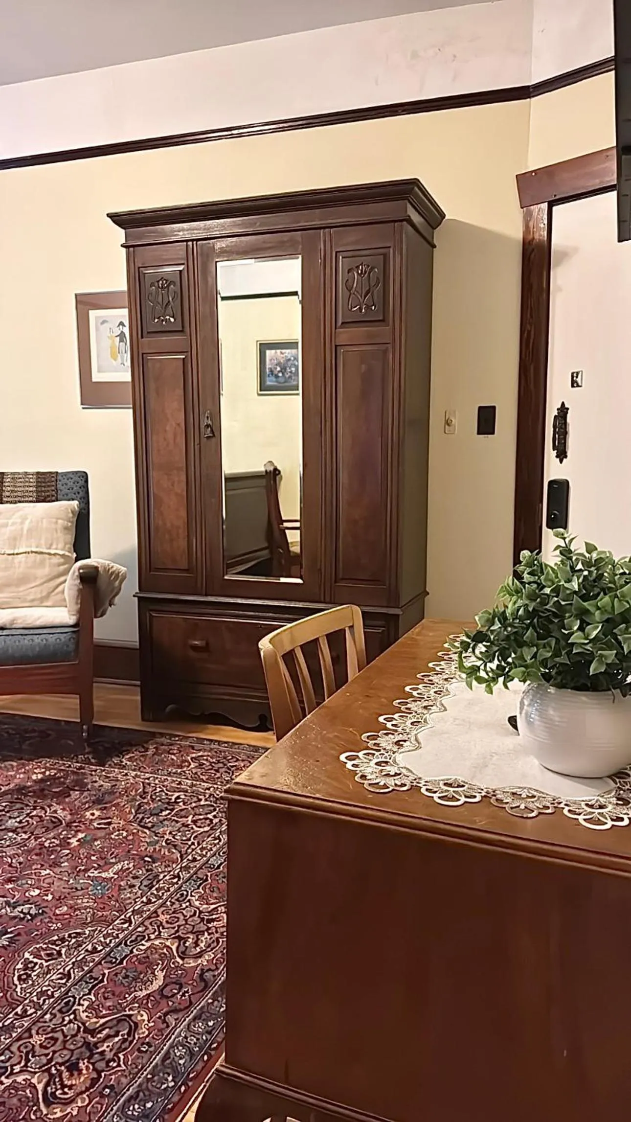 Bedroom in Royal Hotel Sydney