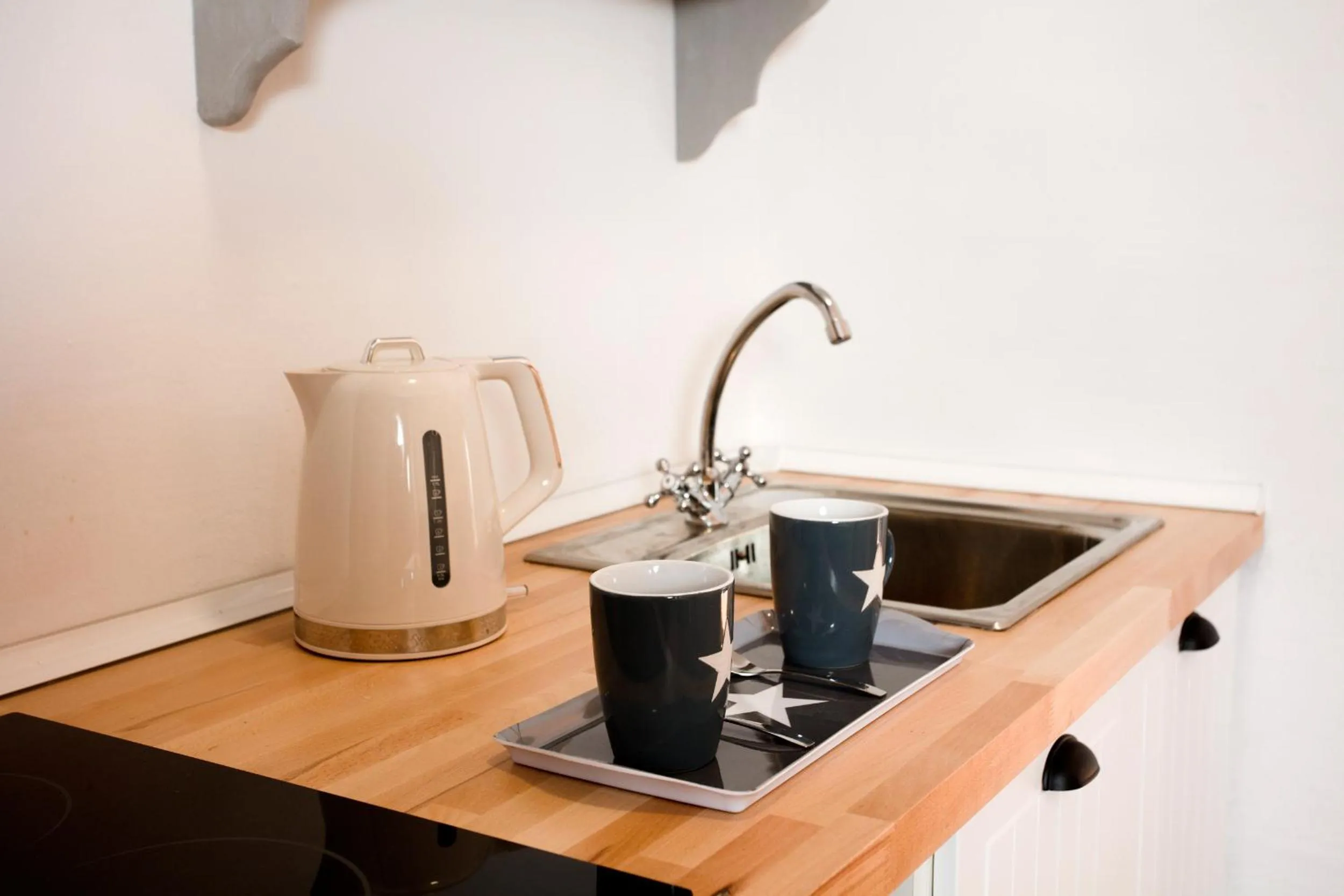Communal kitchen in El Nogal Home